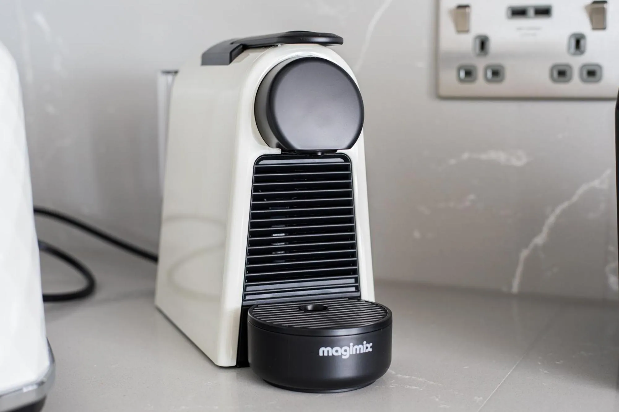 Coffee/tea facilities in Hausd - Leicester Square