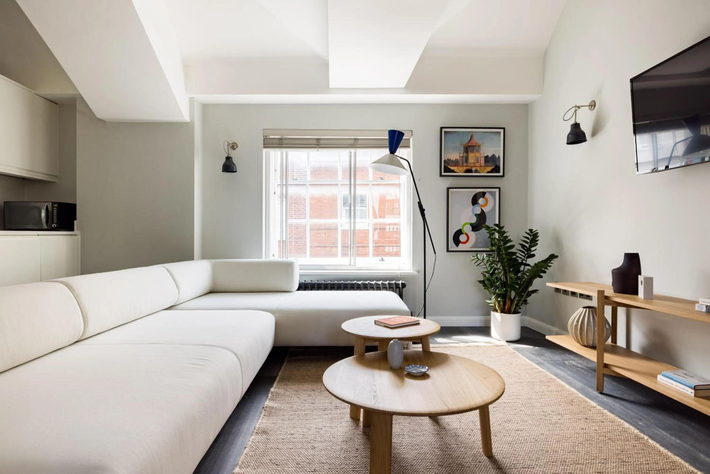 Hausd - Leicester Square