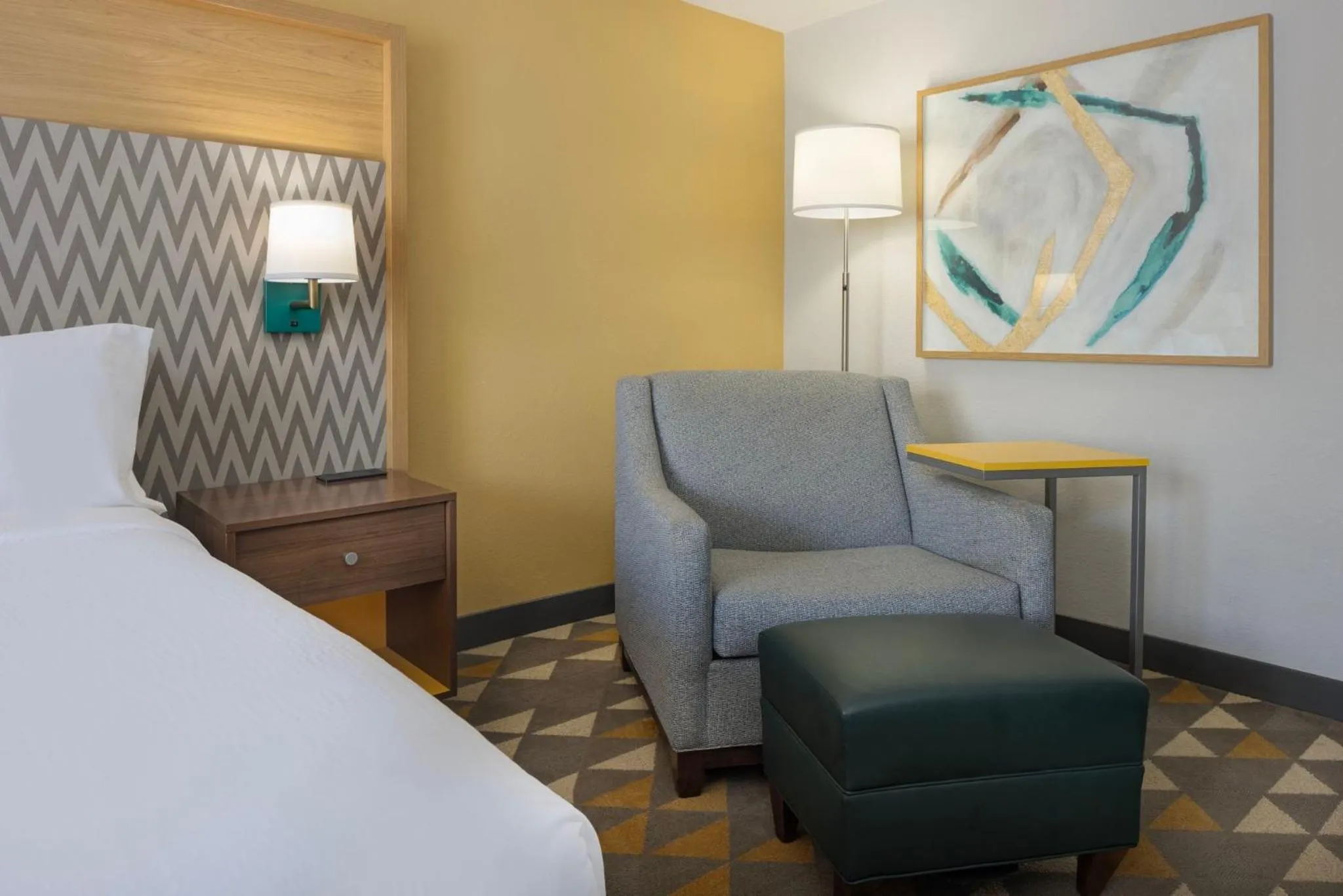 Photo of the whole room, Bed in Holiday Inn & Suites Orlando SW - Celebration Area by IHG