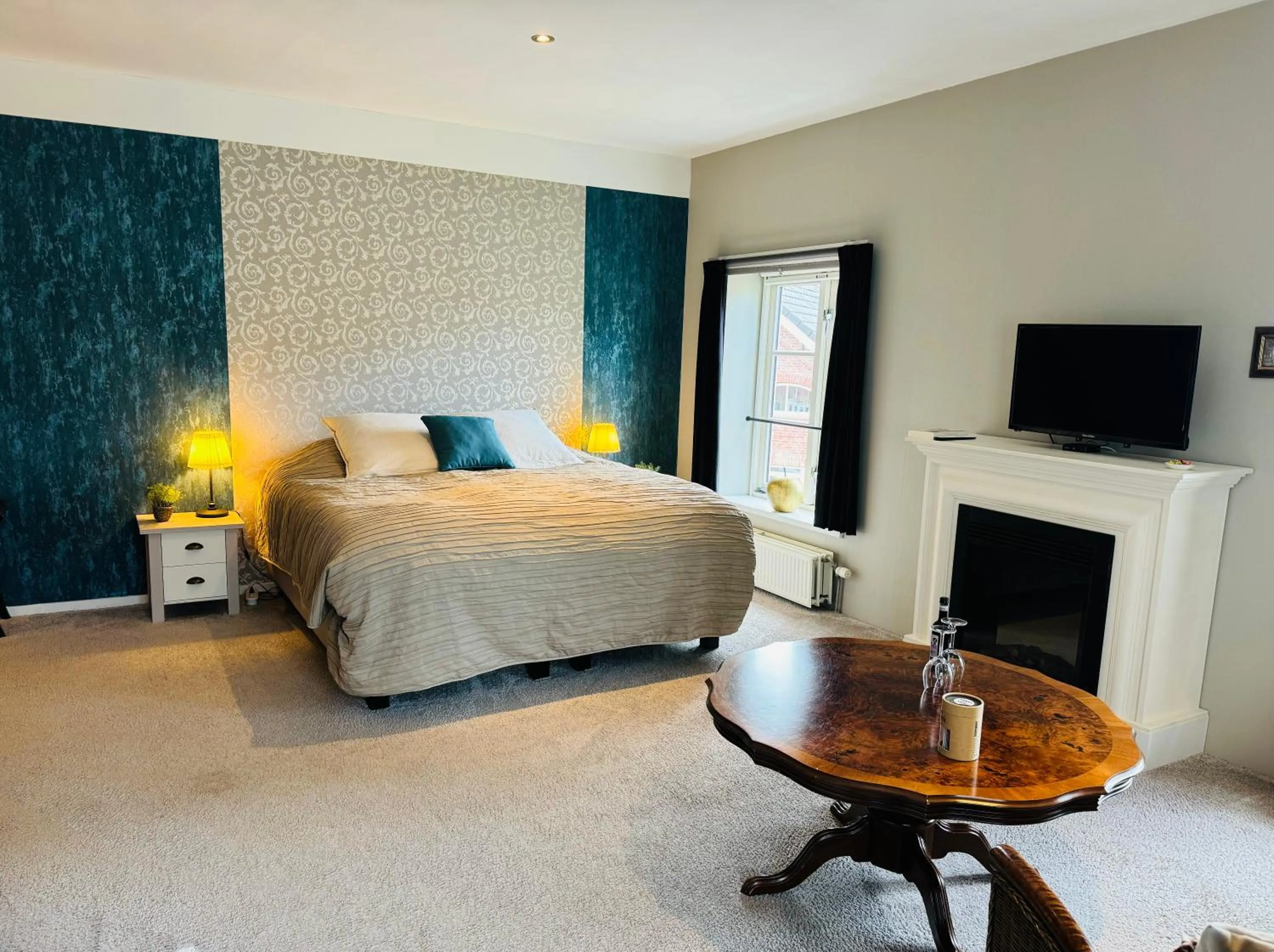 Living room, Bed in B&B De Dorpshoeve