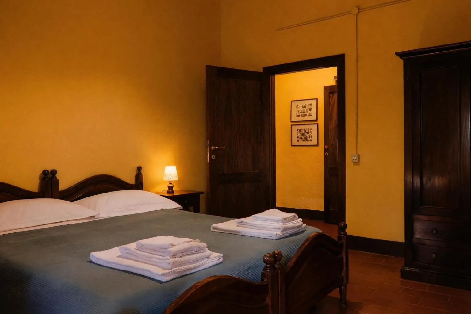 Bed in Fattoria Agriturismo Nerbona