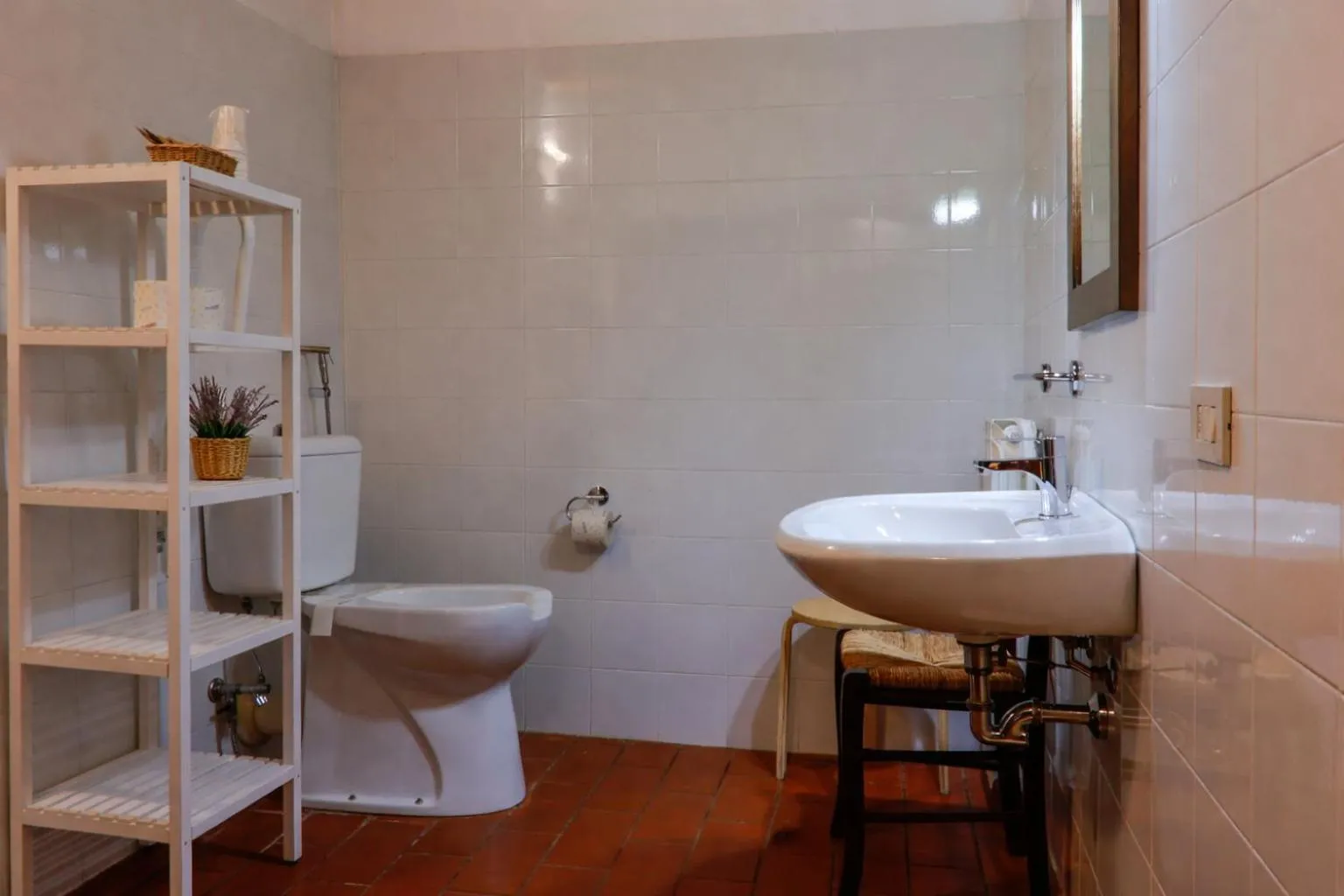 Shower in Fattoria Agriturismo Nerbona