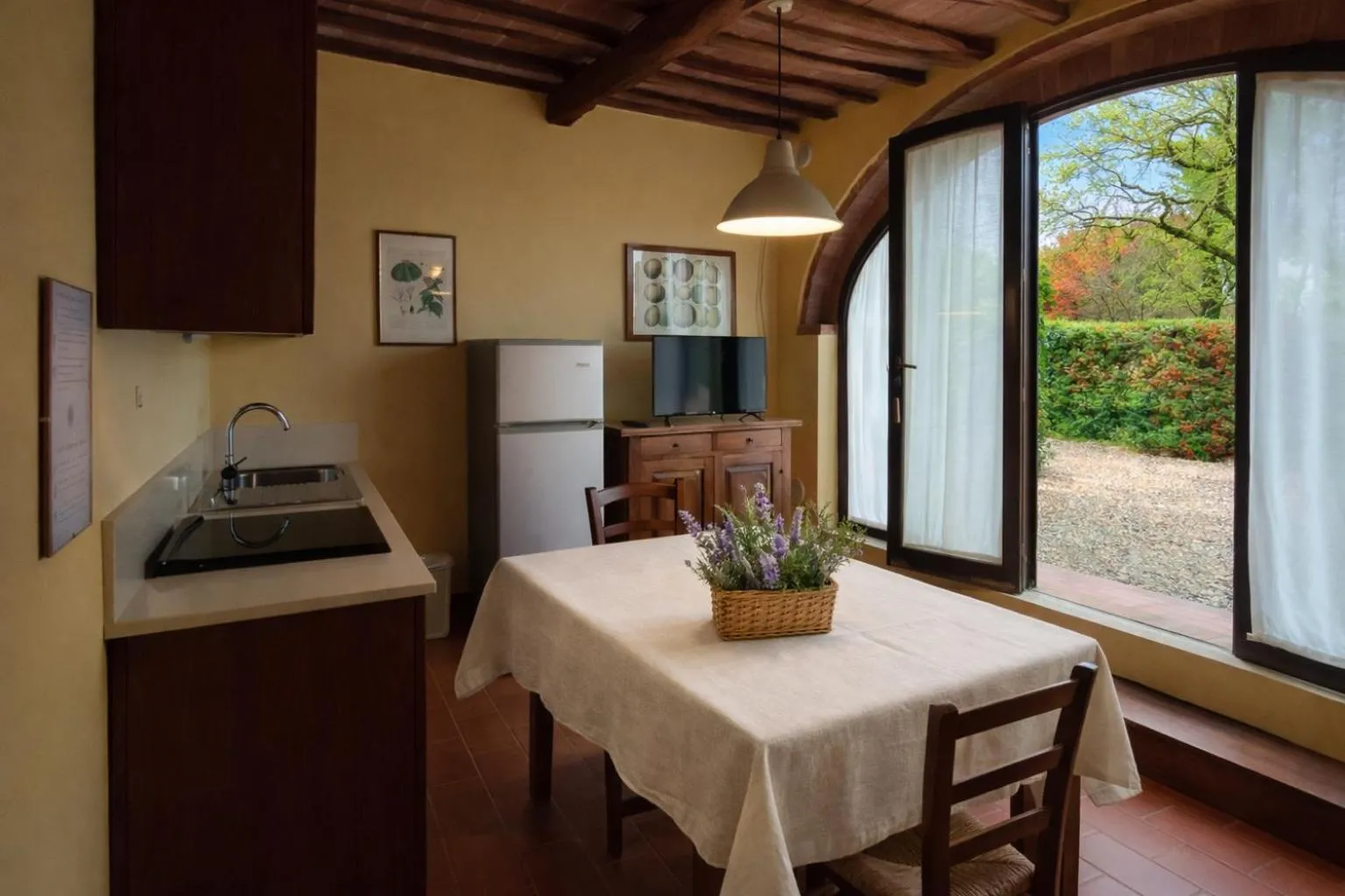 Kitchen or kitchenette in Fattoria Agriturismo Nerbona