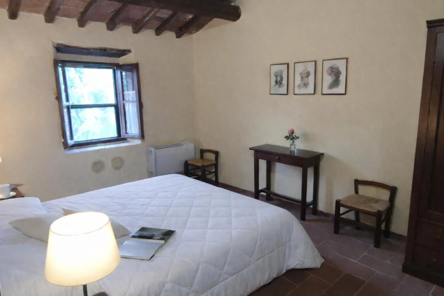 Bed in Fattoria Agriturismo Nerbona