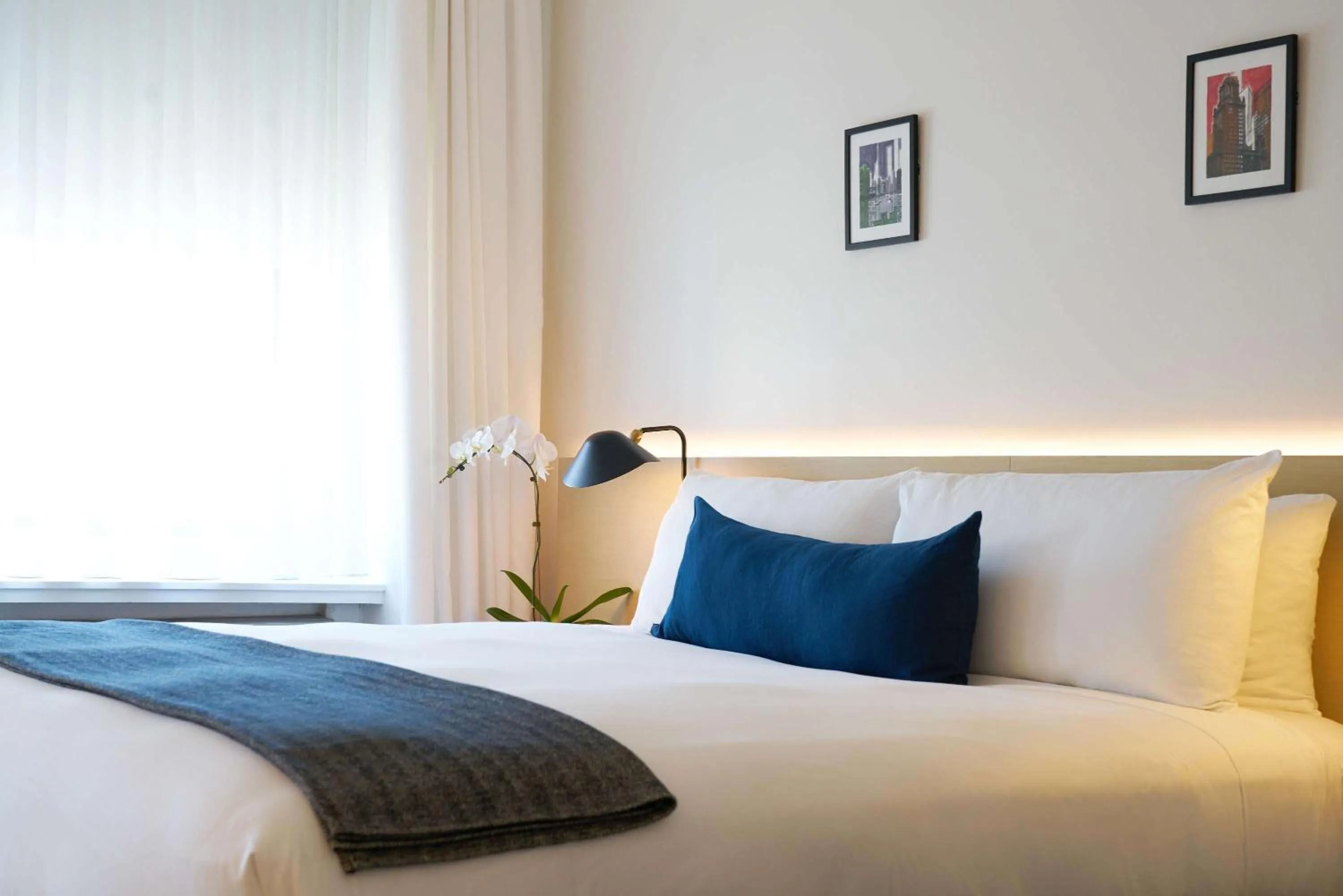 Bedroom in Ambassador Chicago, part of JdV by Hyatt