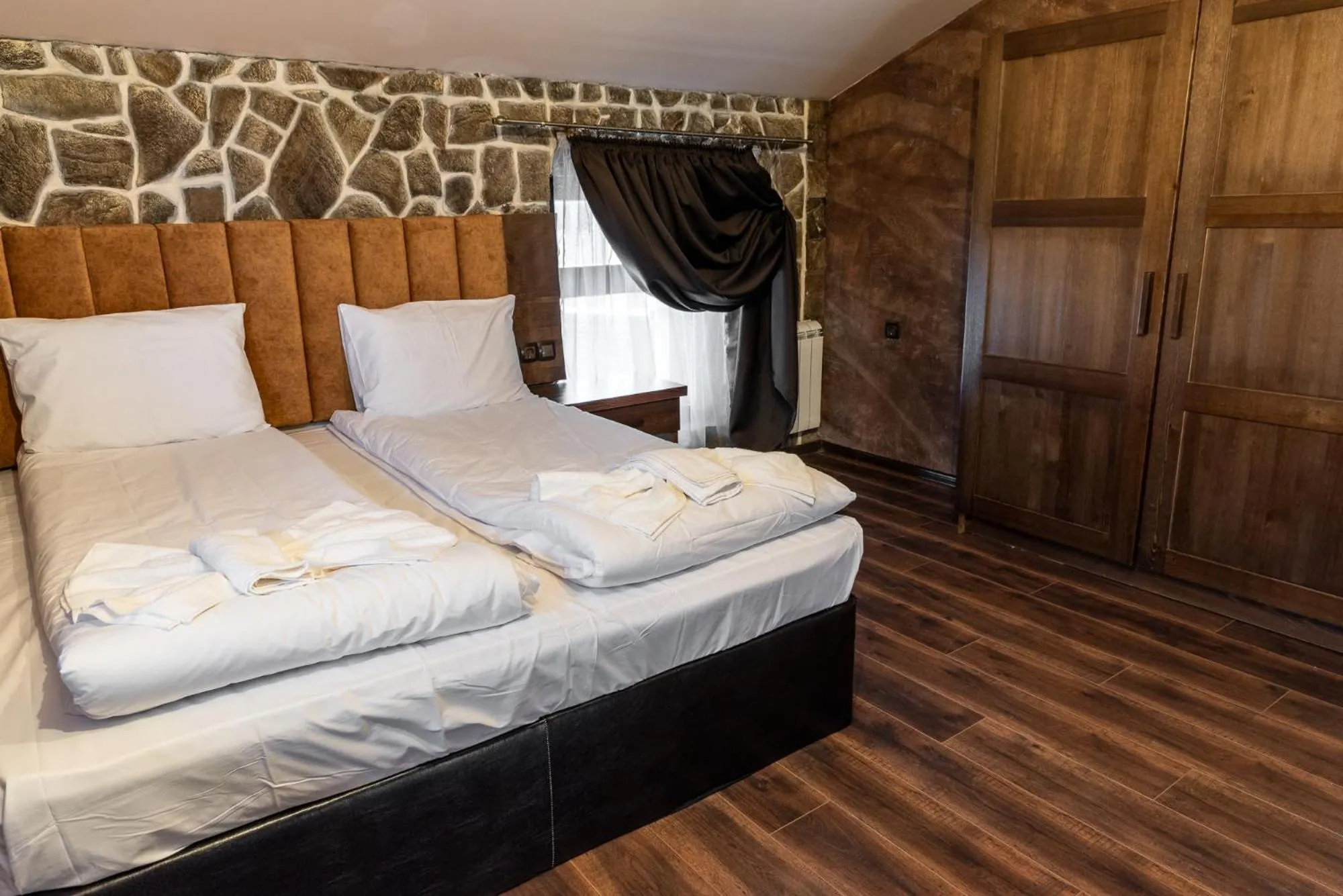 Photo of the whole room, Bed in Katalina SPA Resort