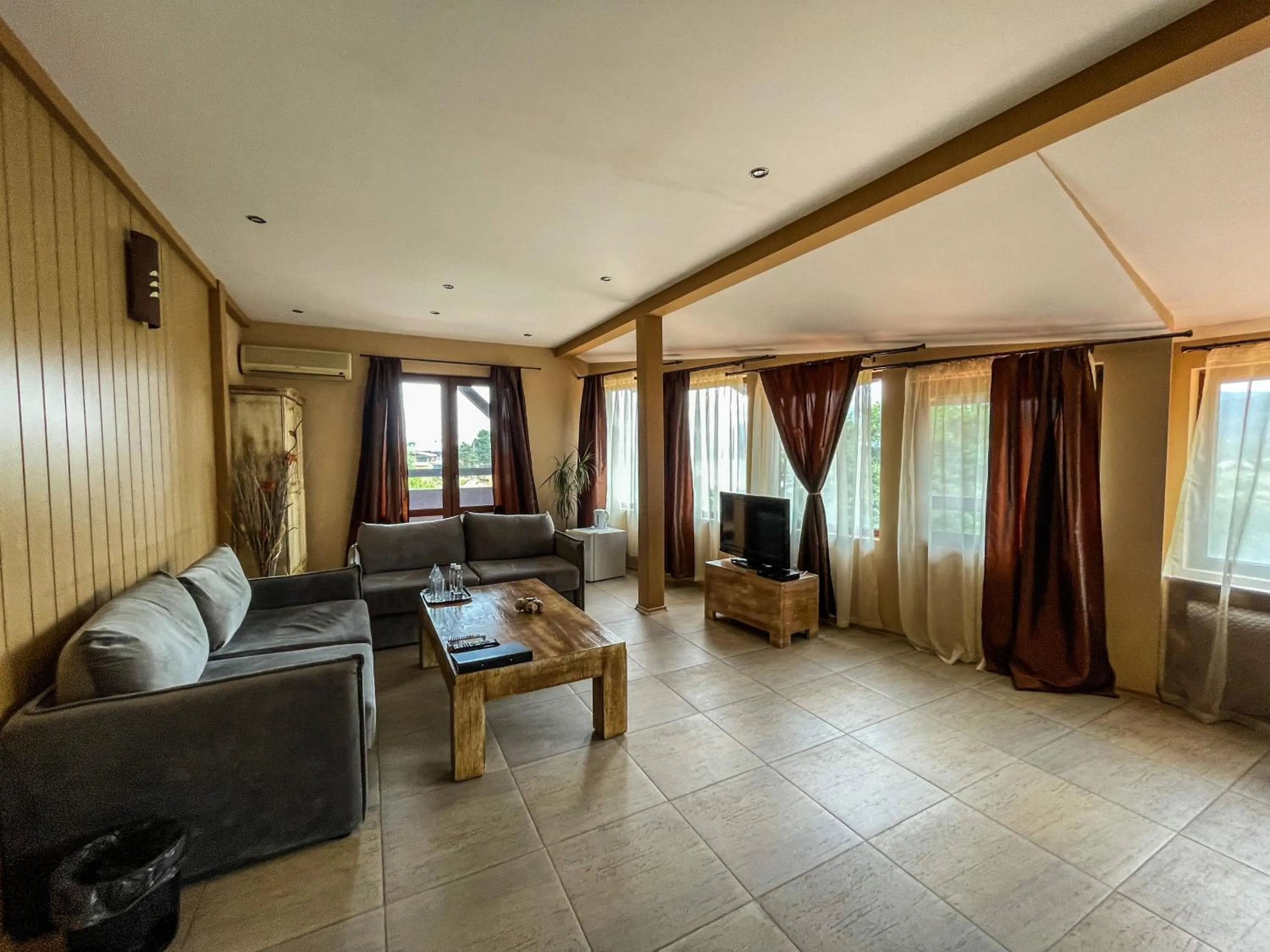 Photo of the whole room in Katalina SPA Resort