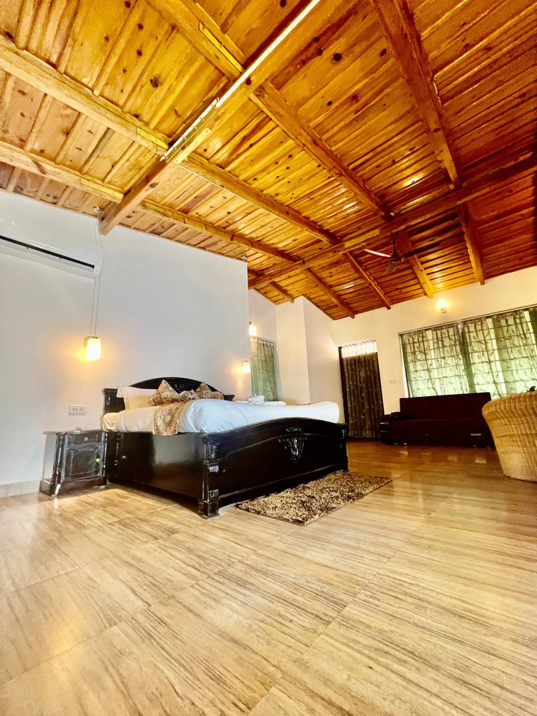 Photo of the whole room, Bed in Sea Hawk - Luxury Hill Resort 4 mins from Bhimtal Lake