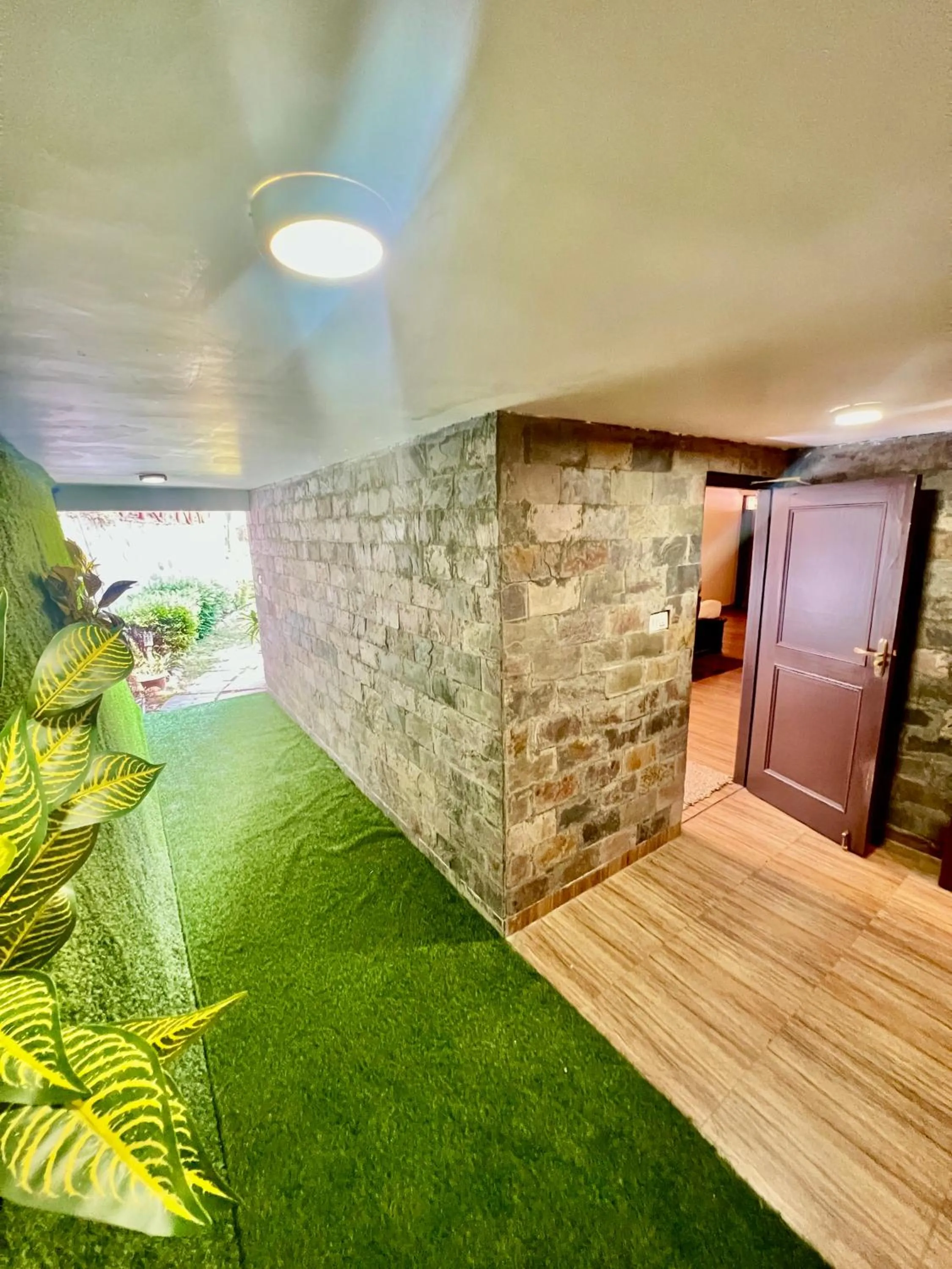 Garden view in Sea Hawk - Luxury Hill Resort 4 mins from Bhimtal Lake