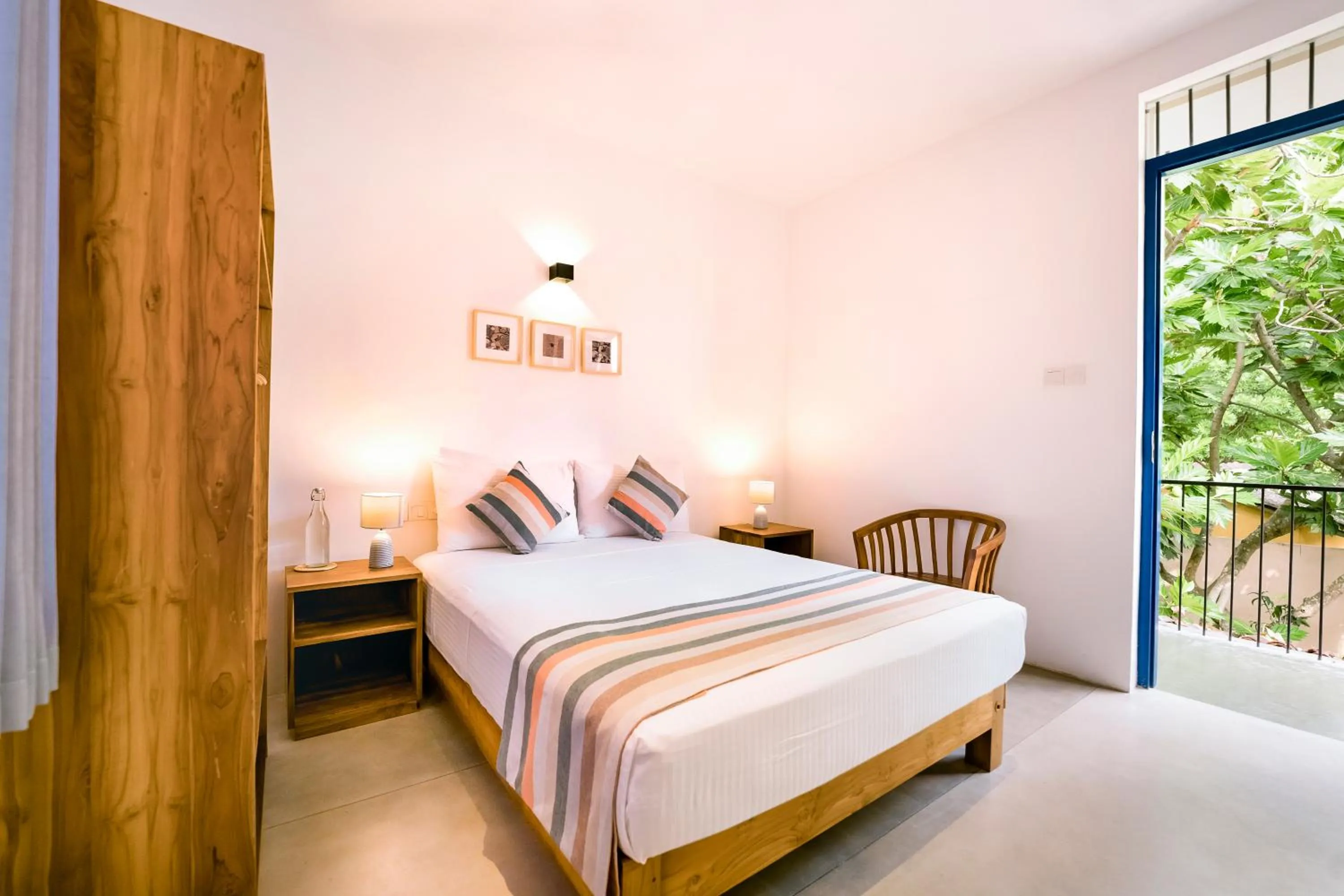 Bedroom, Bed in Urchin Unawatuna