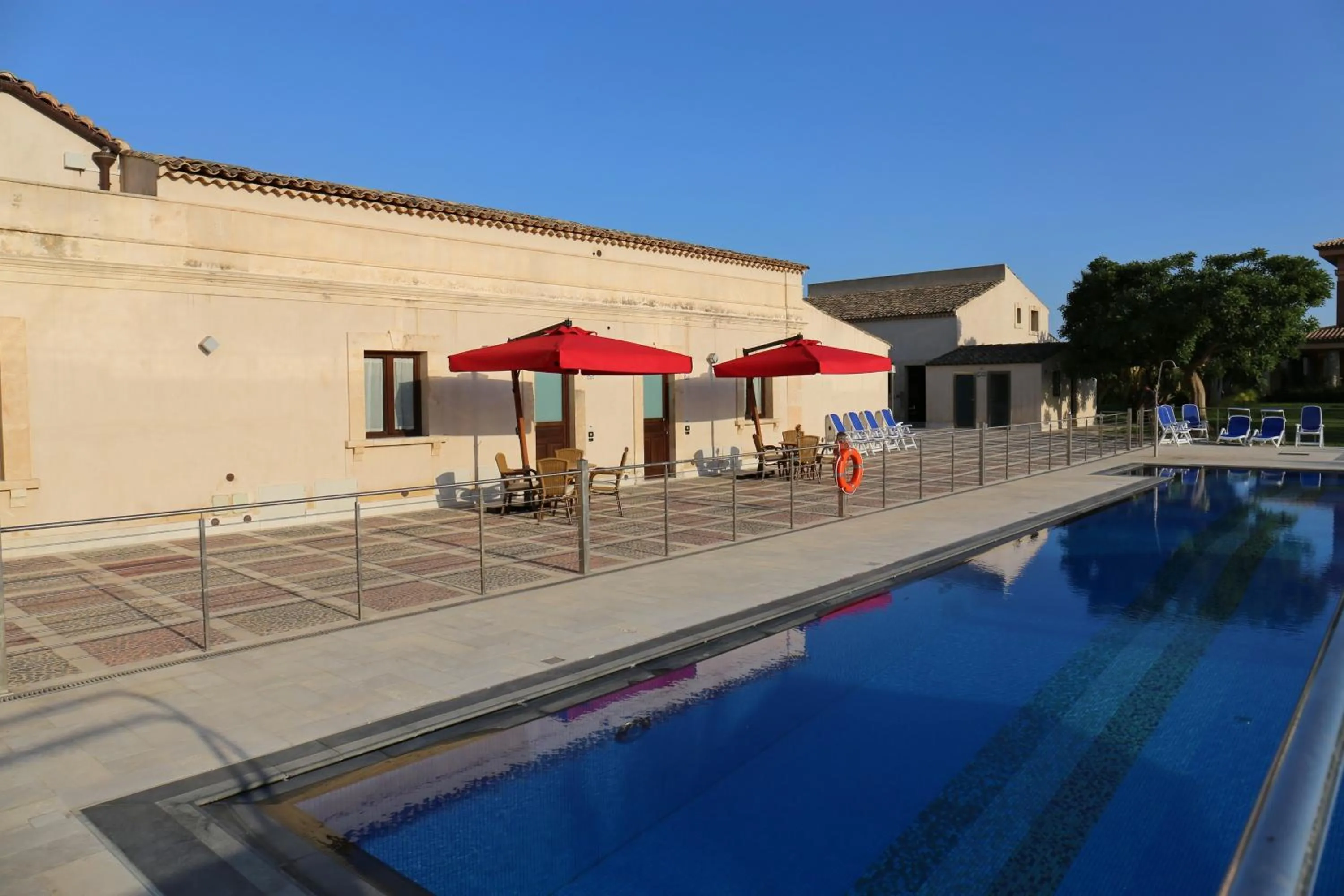 Swimming pool in Case Vacanza SANT'AGOSTINO Siracusa