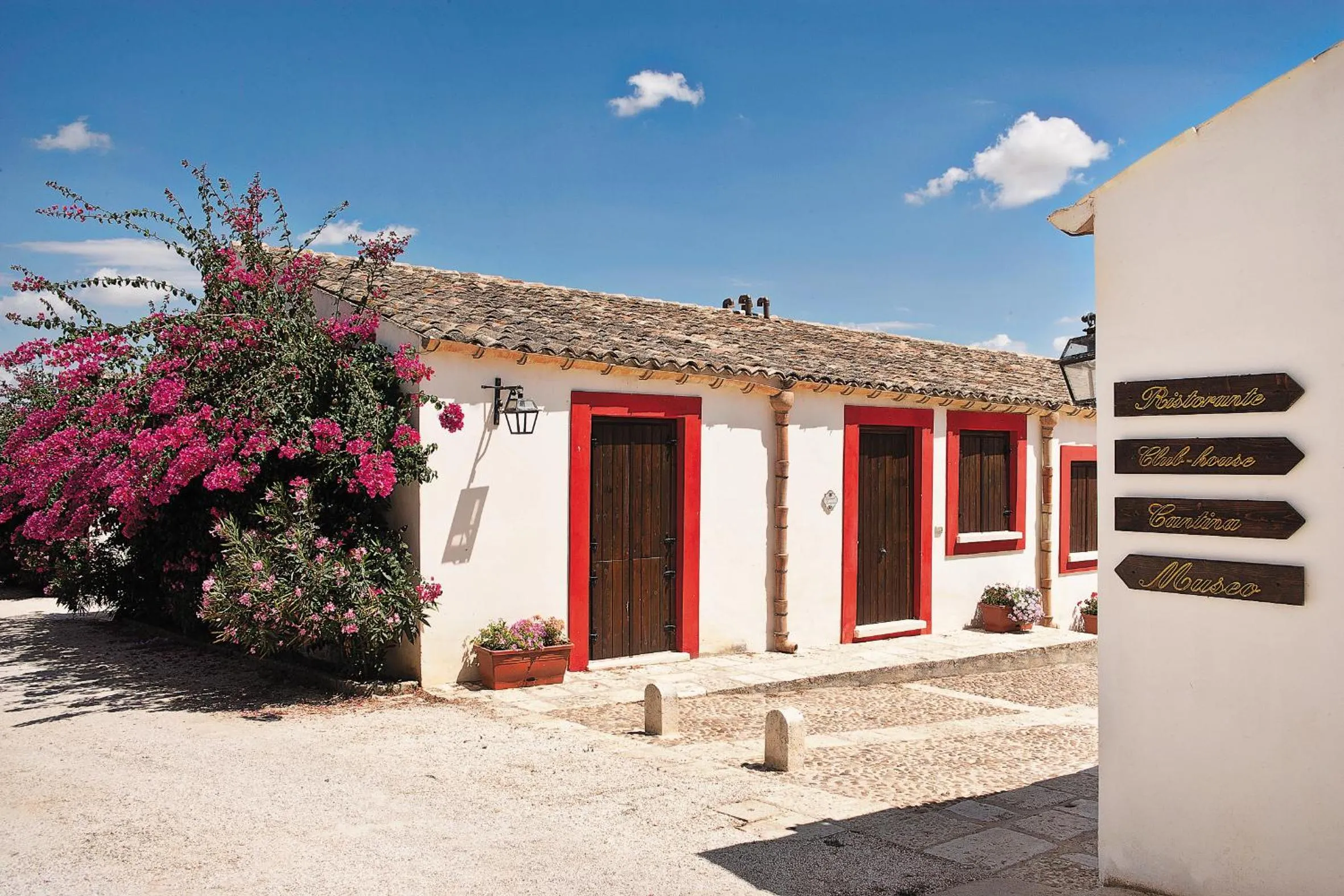 Property building in Agriturismo Sirignano Wine Resort