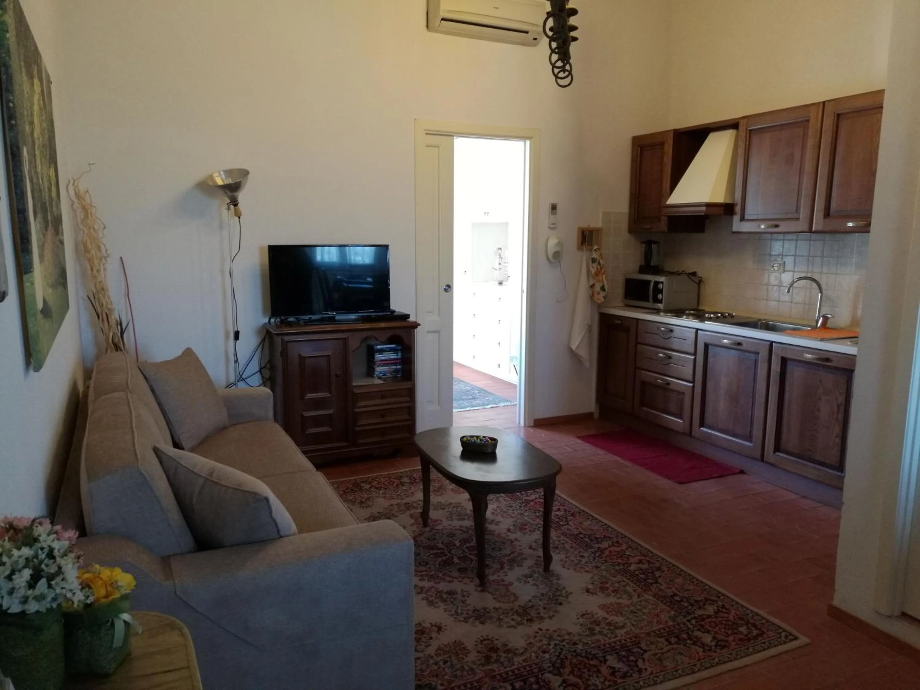 Kitchen or kitchenette in Olivia B&B and Apartment