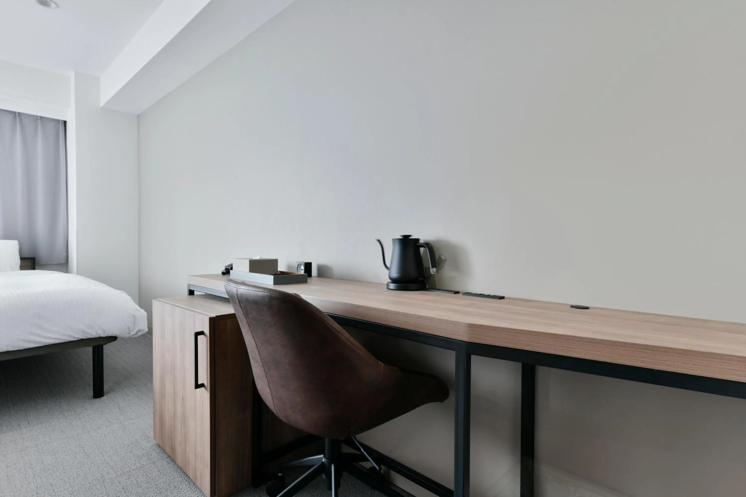 Photo of the whole room, Bed in Vessel Inn Keisei Tsudanuma Station