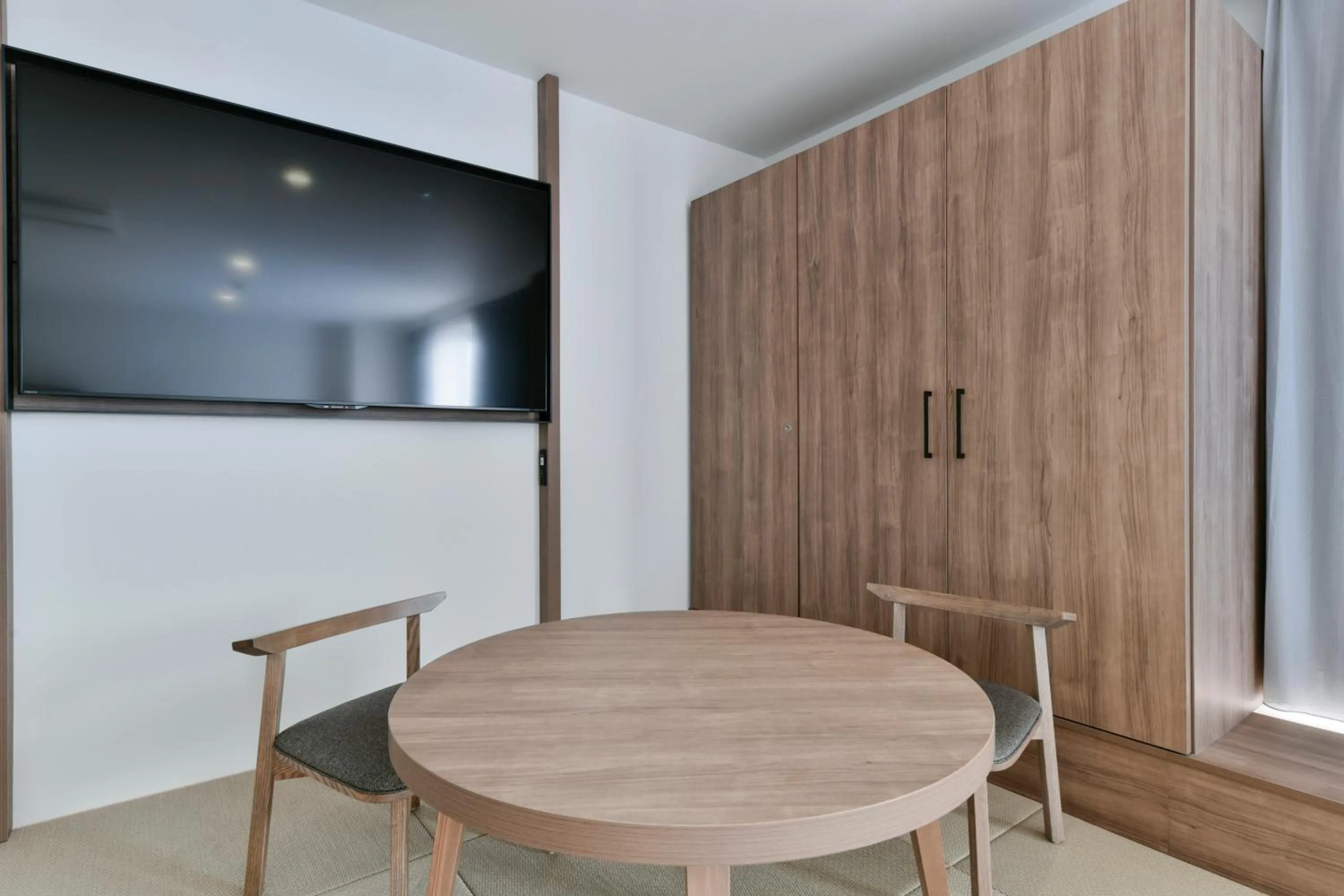 TV and multimedia in Vessel Inn Keisei Tsudanuma Station