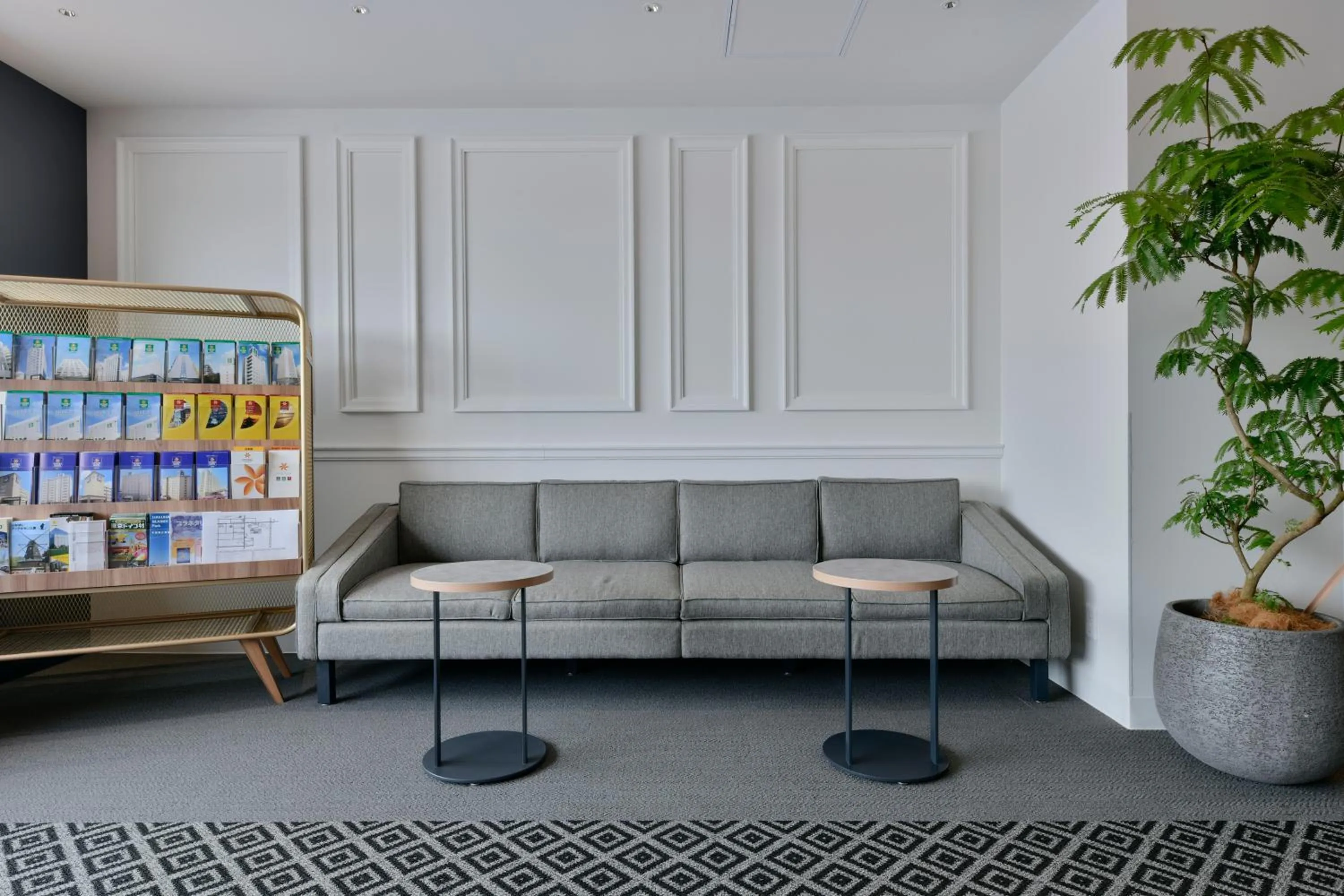 Lobby or reception in Vessel Inn Keisei Tsudanuma Station