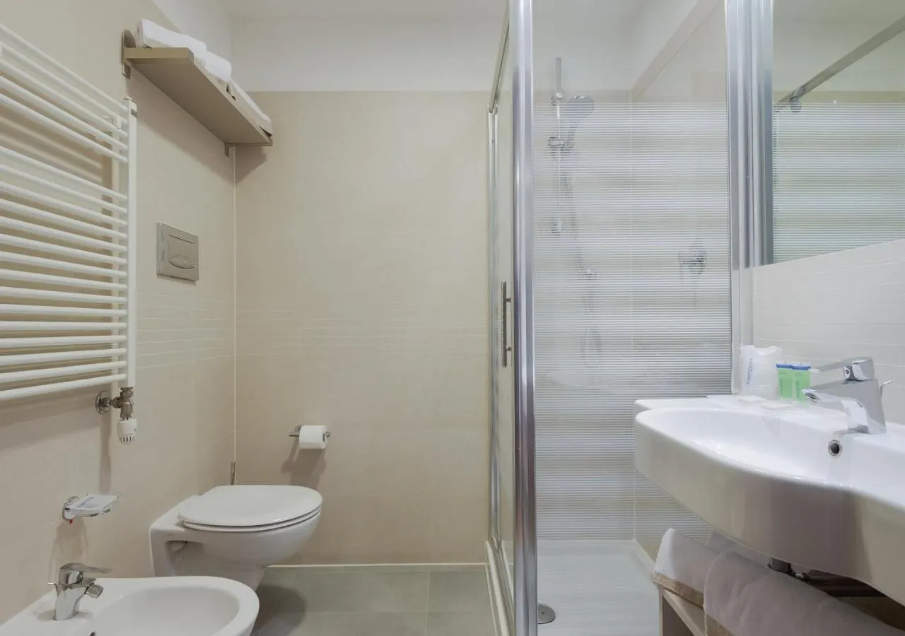 Shower in Camplus Bononia Casa per Ferie