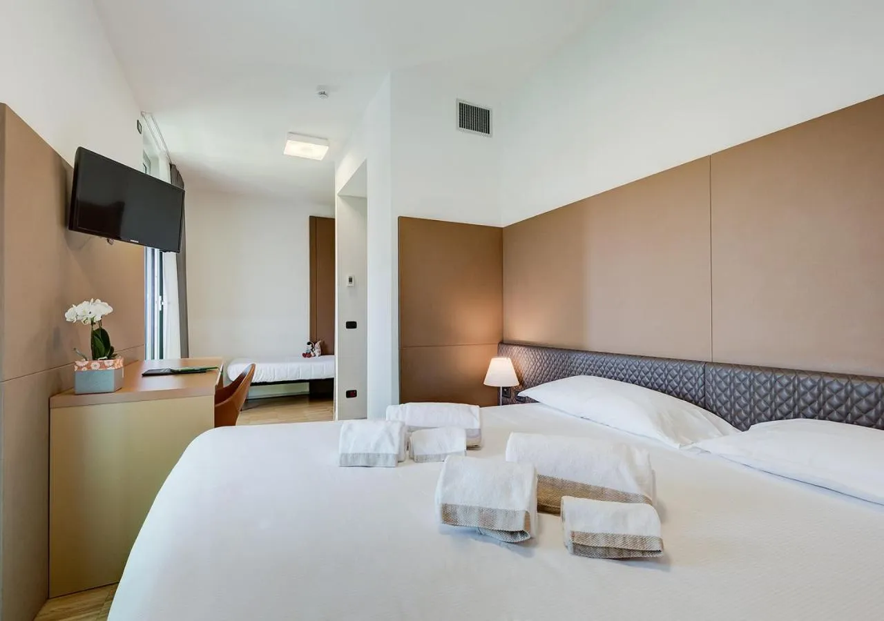 Bed in Camplus Bononia Casa per Ferie