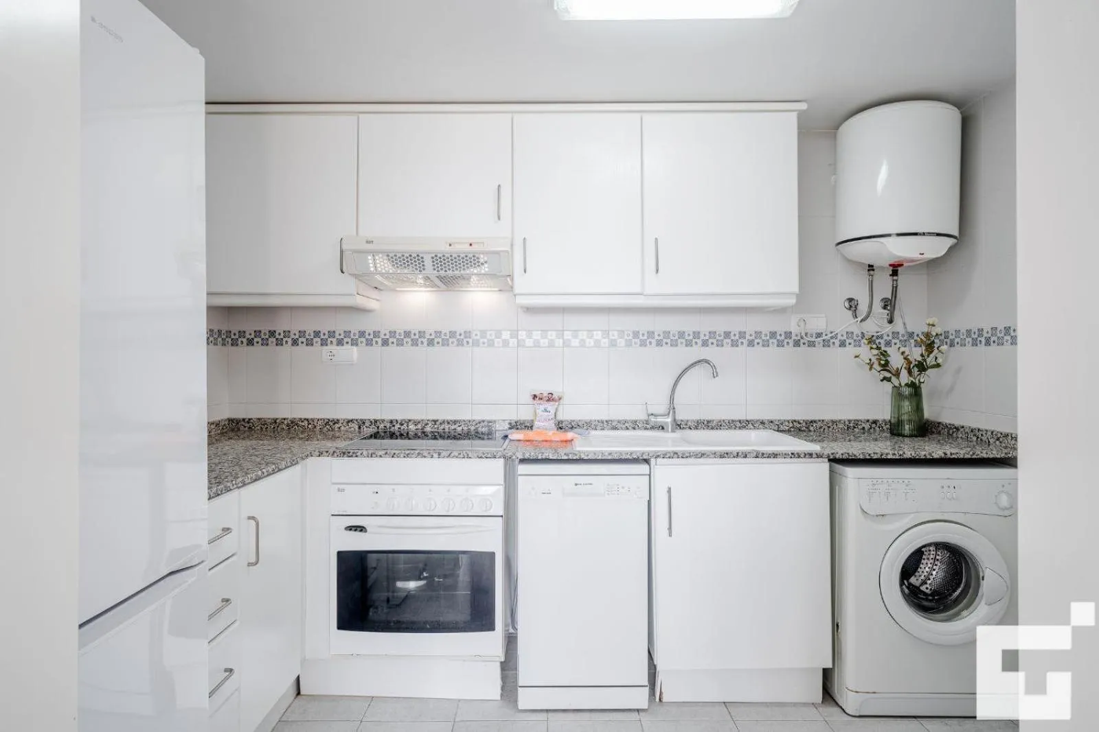 Kitchen or kitchenette in Apartamento Apolo XVI 1 19 - Grupo Turis