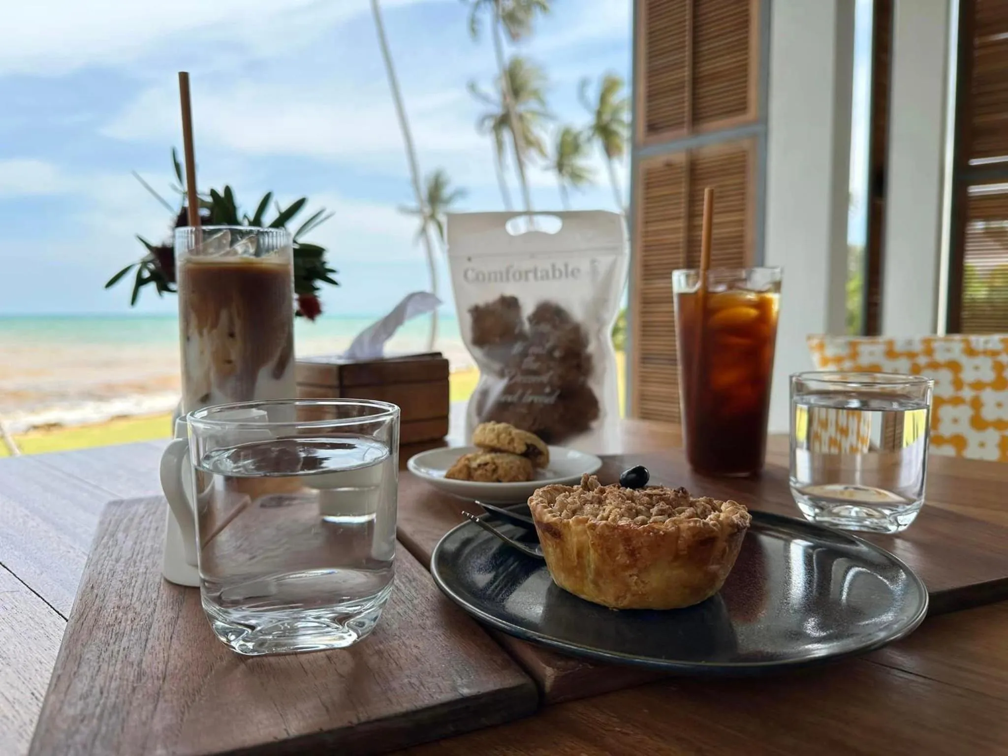 Coffee/tea facilities in Little Moon Villa