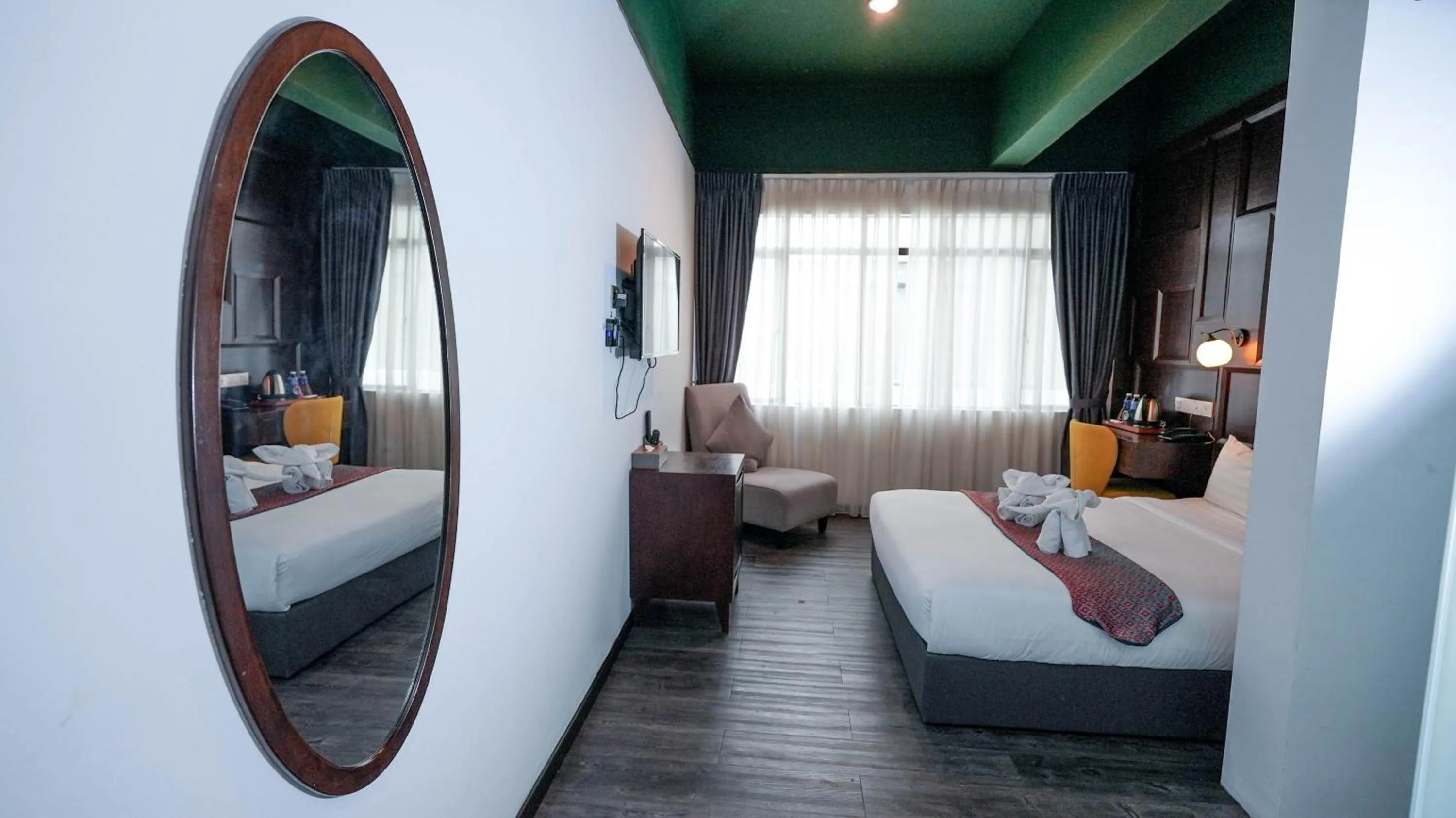 Photo of the whole room, Bed in East Riverine Boutique Hotel