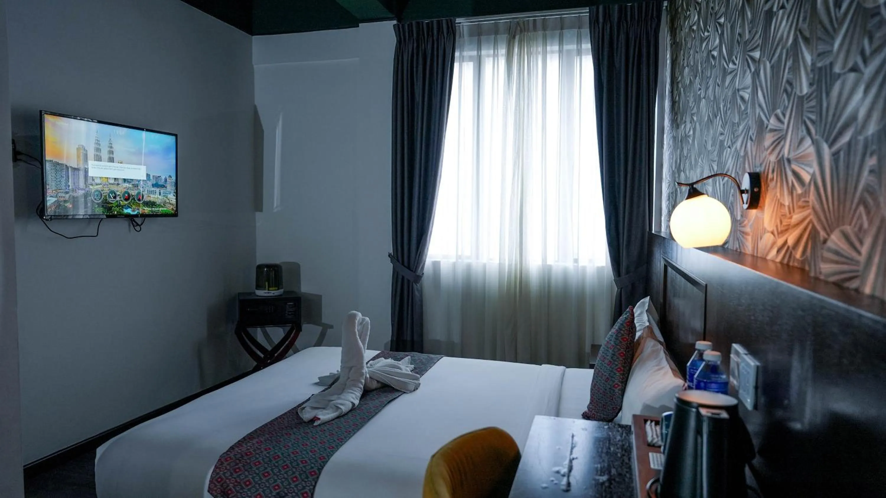 Bed in East Riverine Boutique Hotel