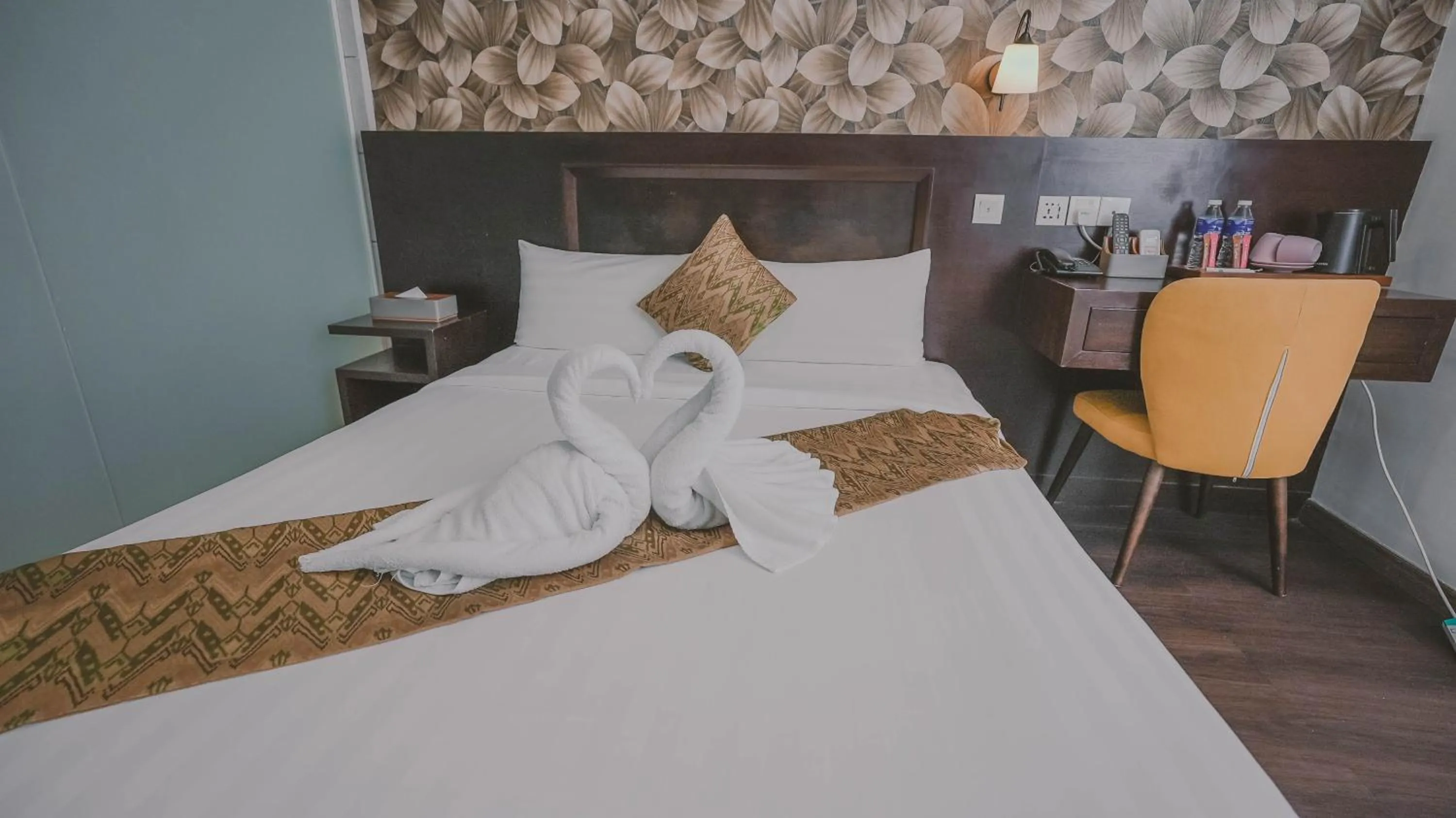 Seating area, Bed in East Riverine Boutique Hotel