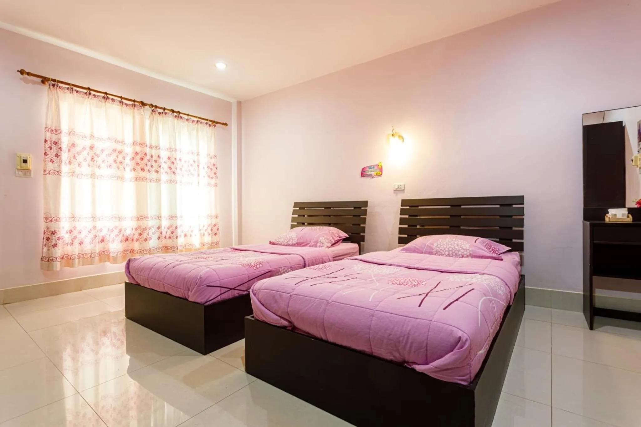 Bed in Pennaung Resort