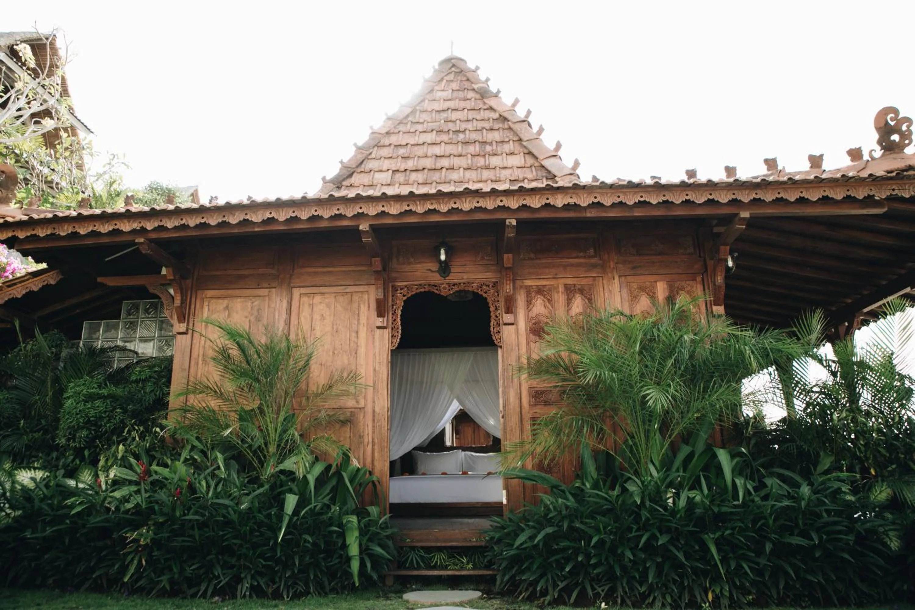 Facade/entrance in White Tortoise Eco Villa's