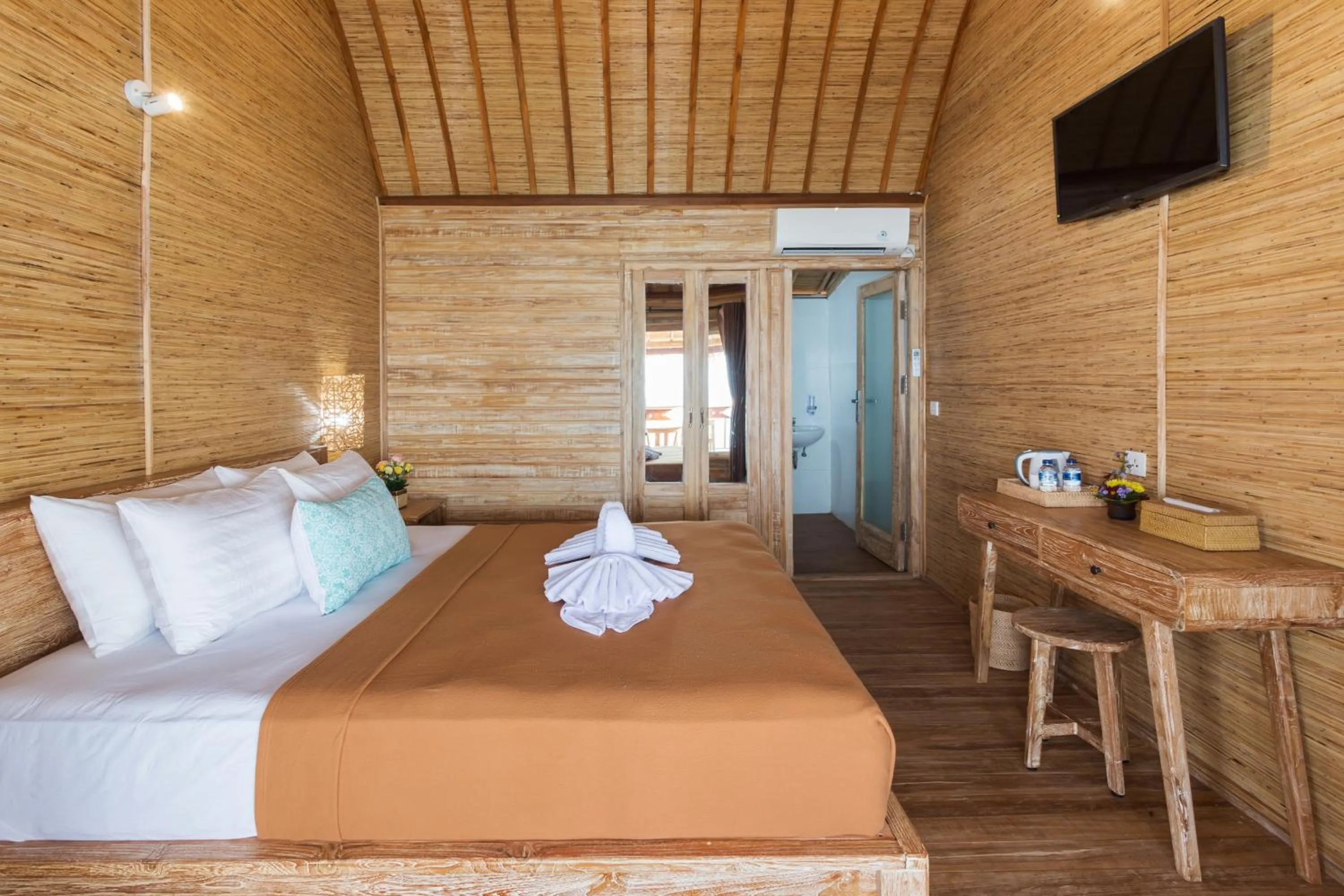 Bedroom, Bed in The Dewi Sun Sun Nusa Penida