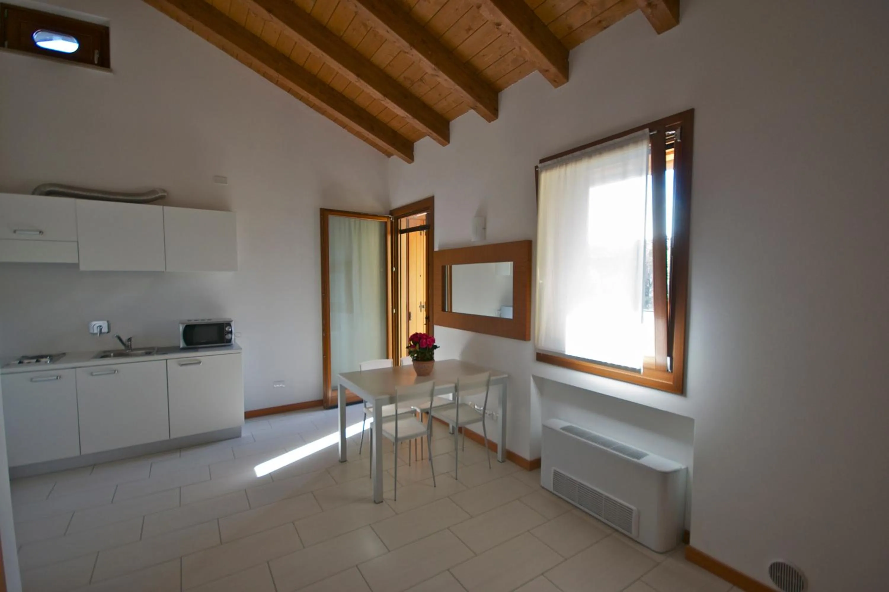 Kitchen or kitchenette in Suite Maria Residence