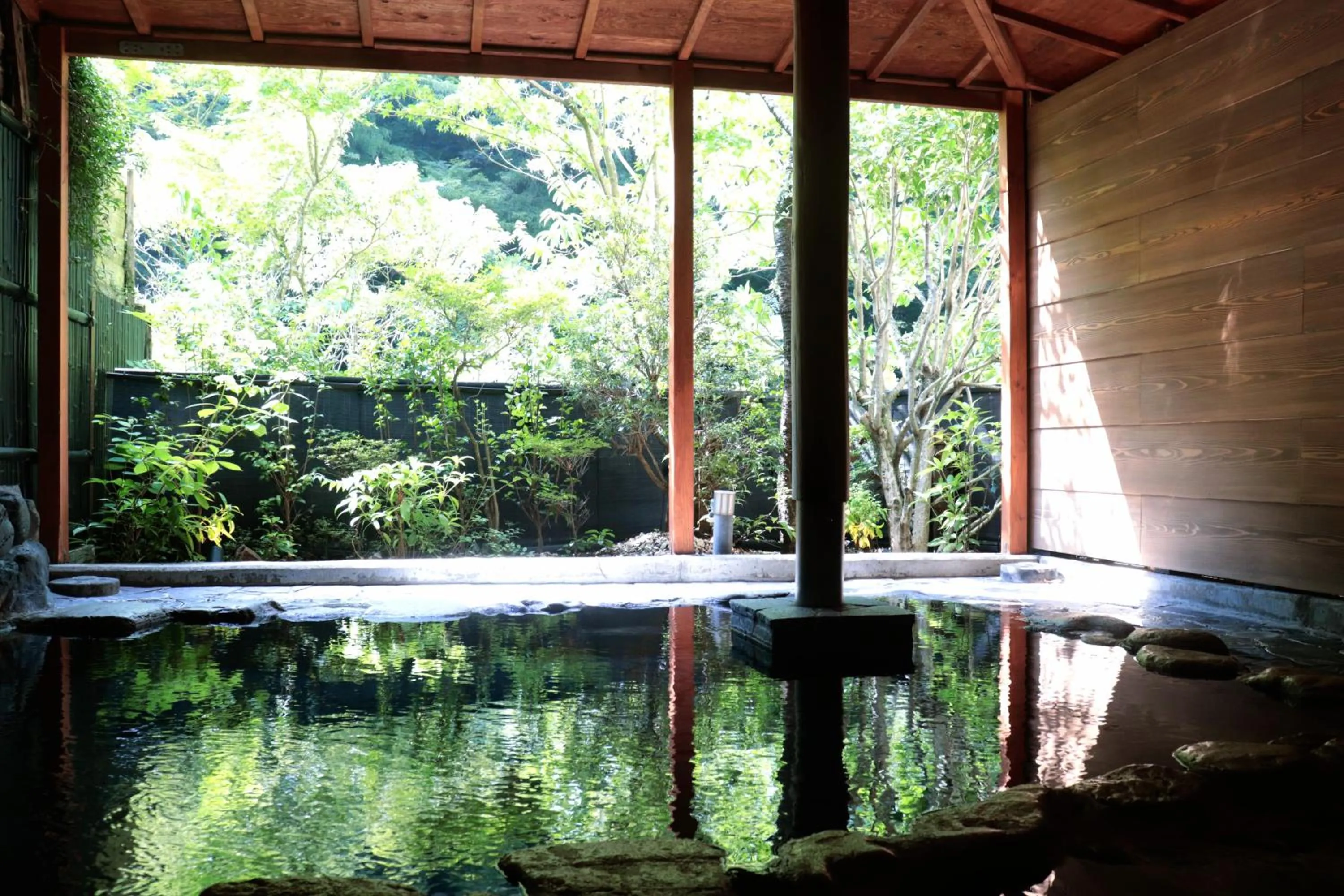 Open Air Bath in Onsen Guest House Tsutaya