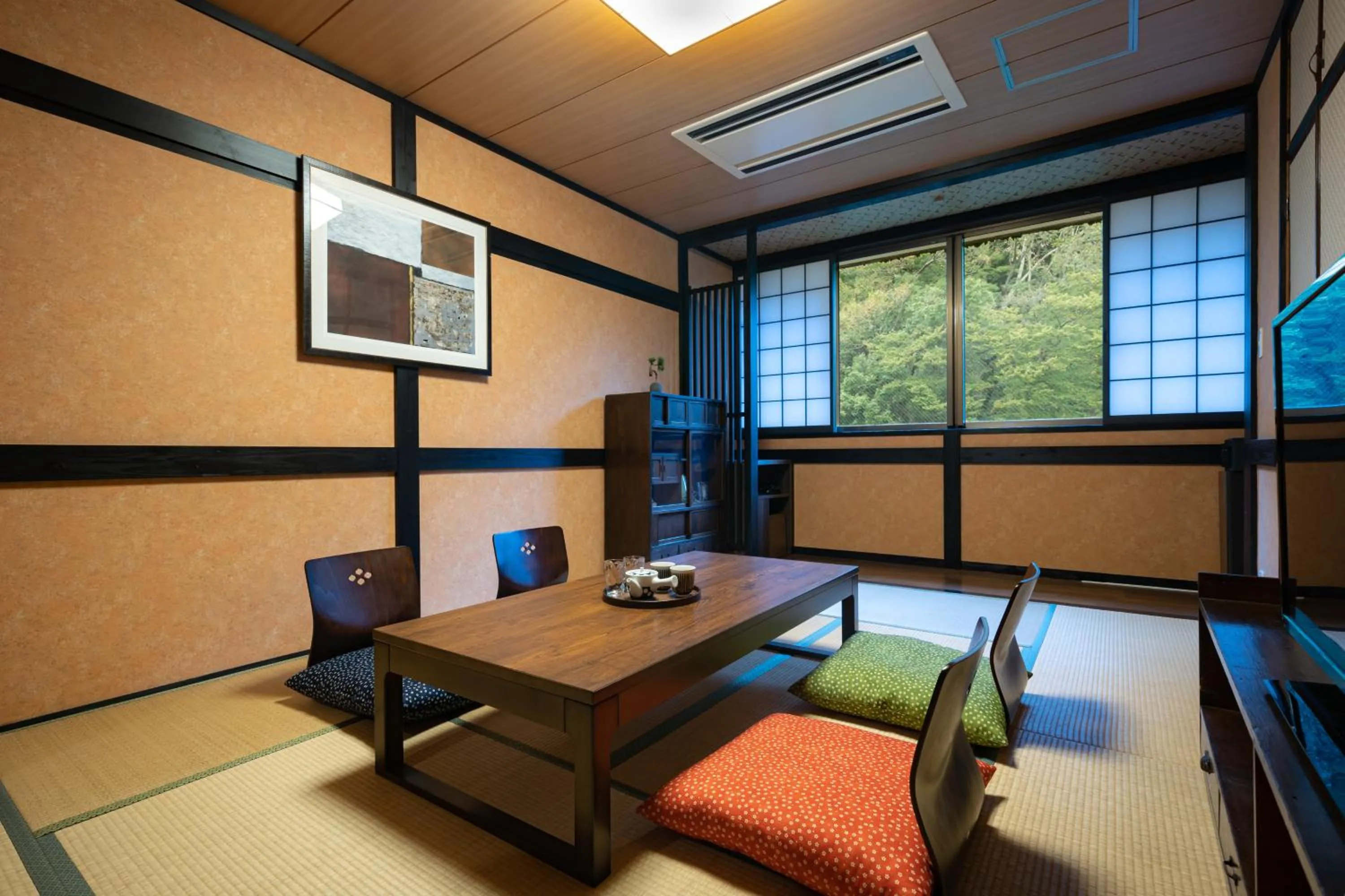 Photo of the whole room in Onsen Guest House Tsutaya