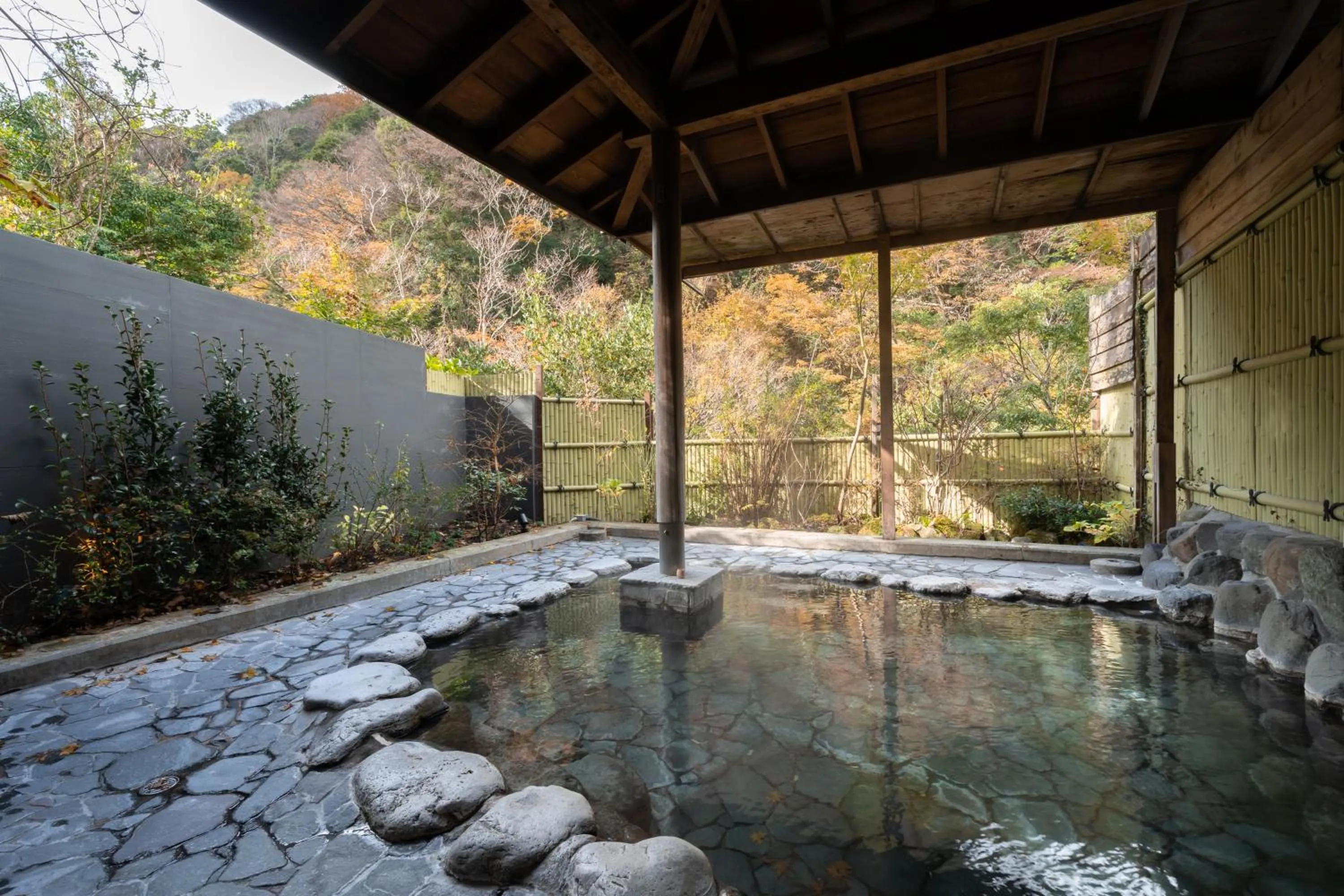 Open Air Bath in Onsen Guest House Tsutaya
