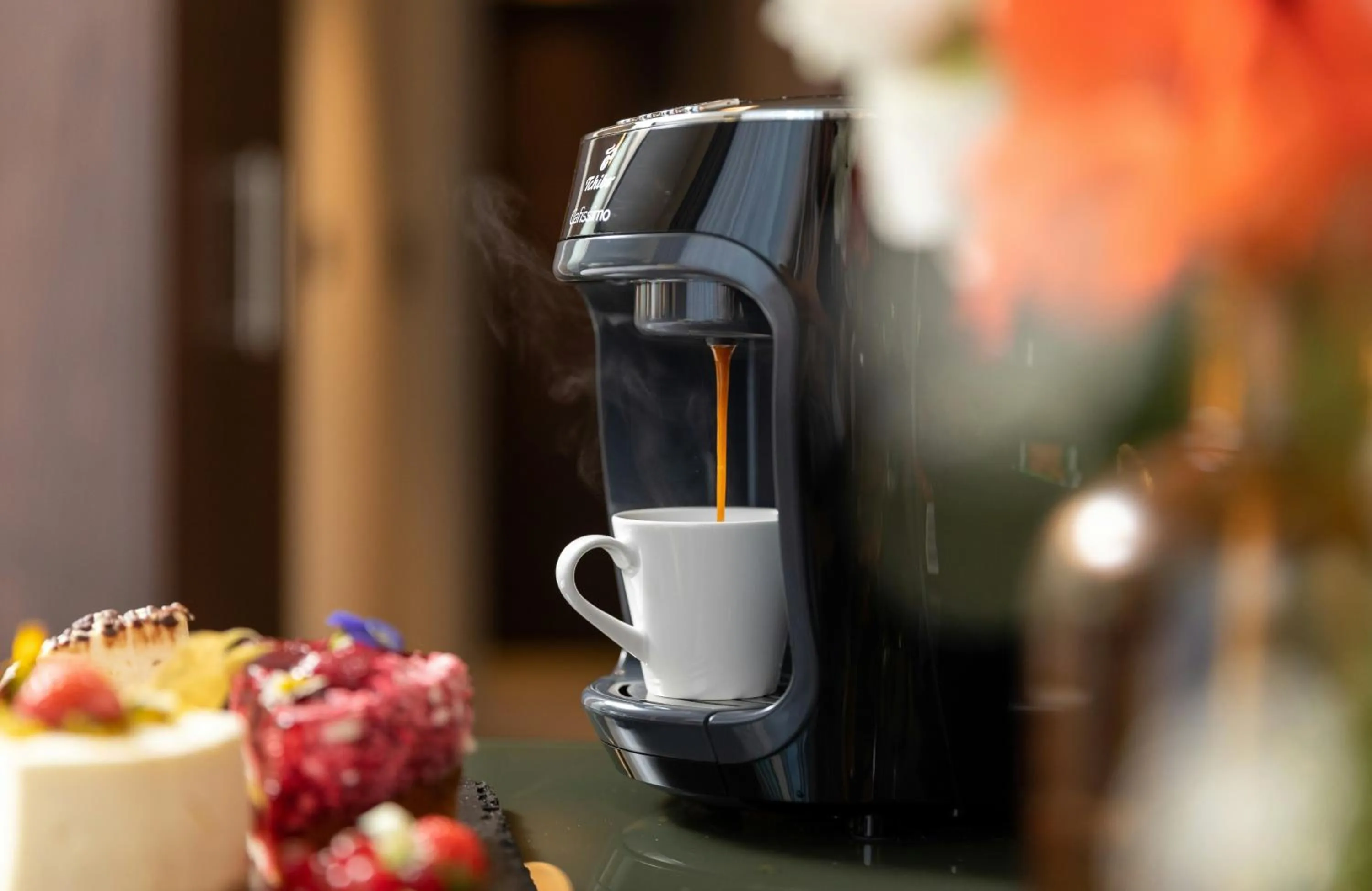 Coffee/tea facilities in Leonardo Hotel Dortmund