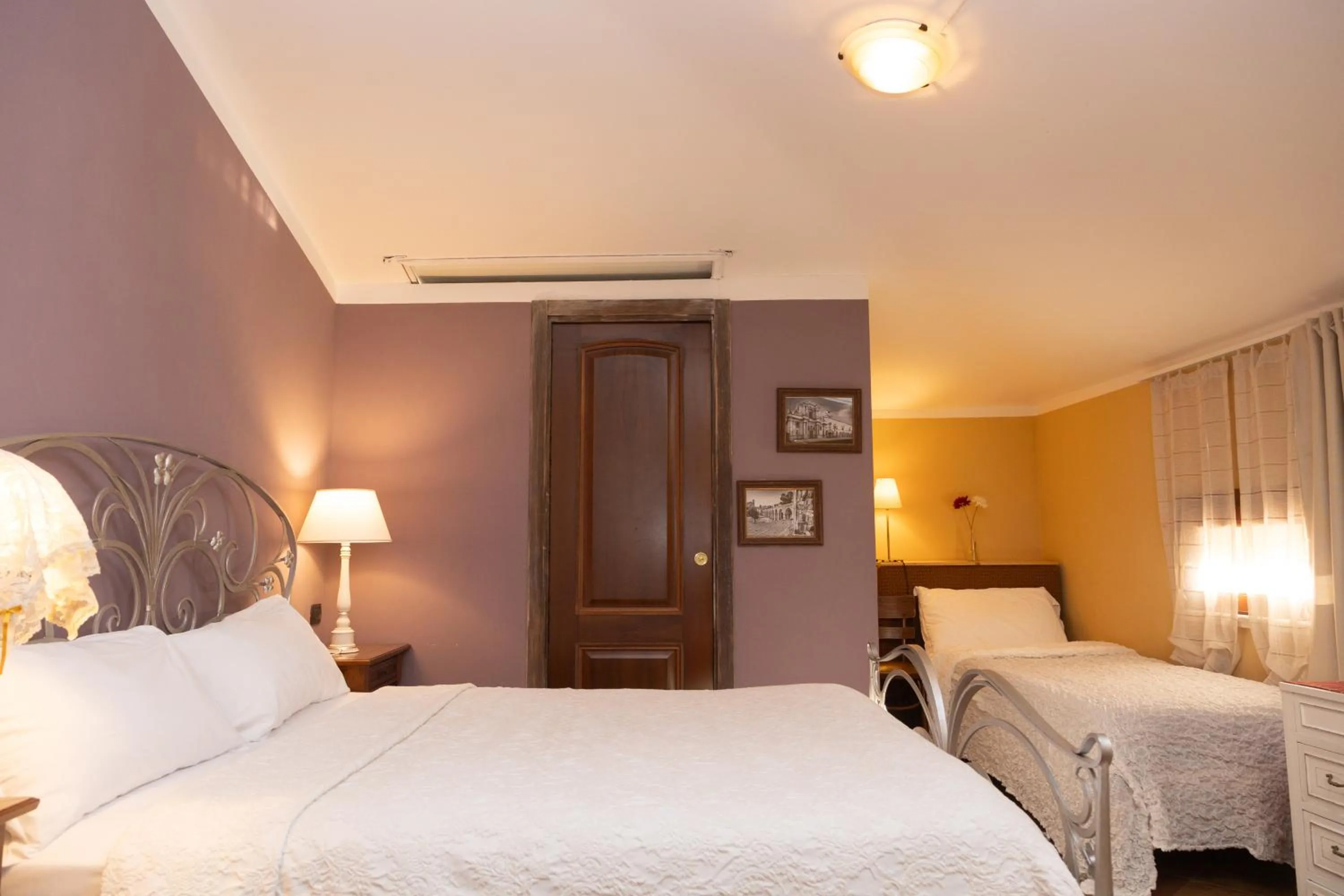 Bed in Room & Breakfast La Dimora