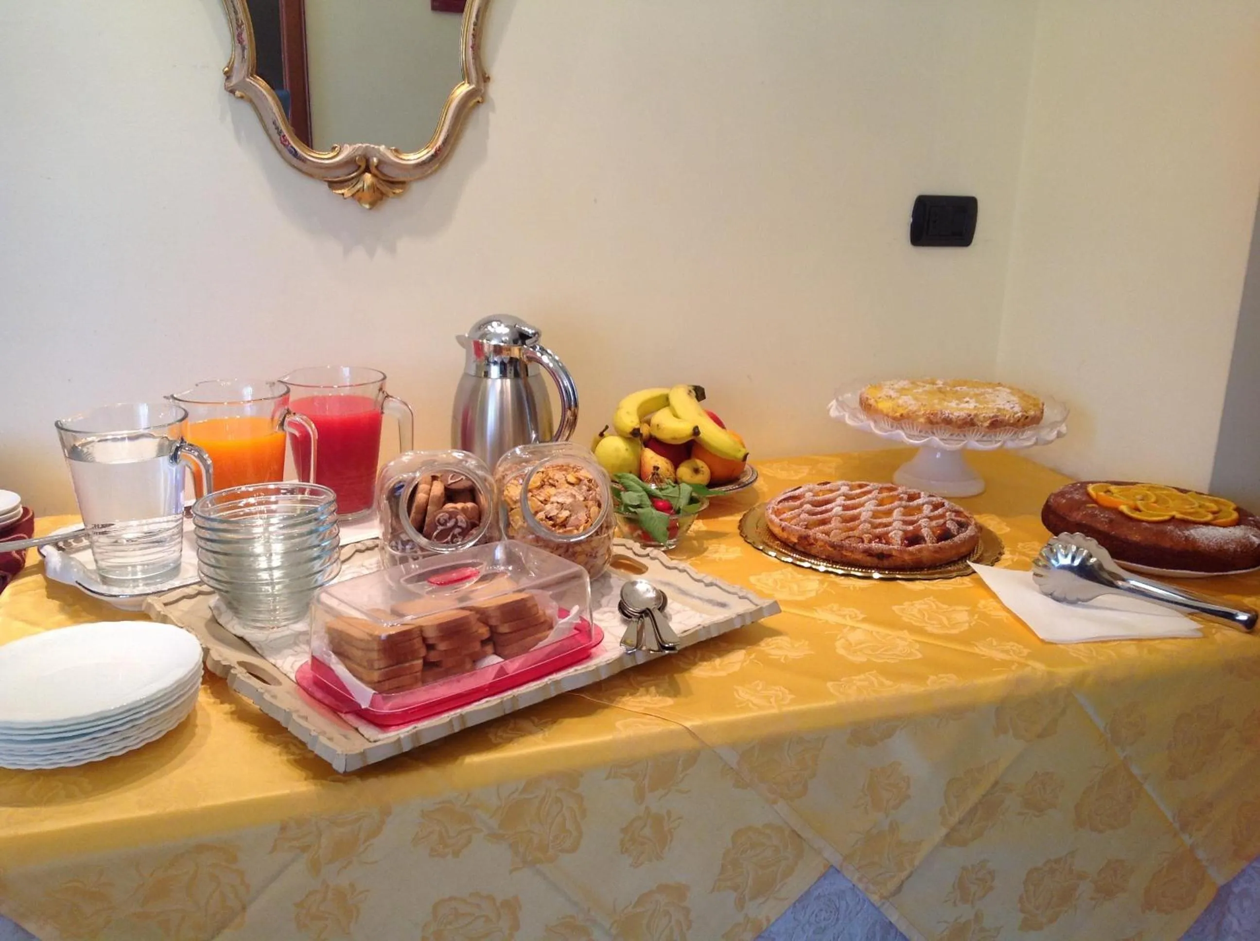 Breakfast in Room & Breakfast La Dimora