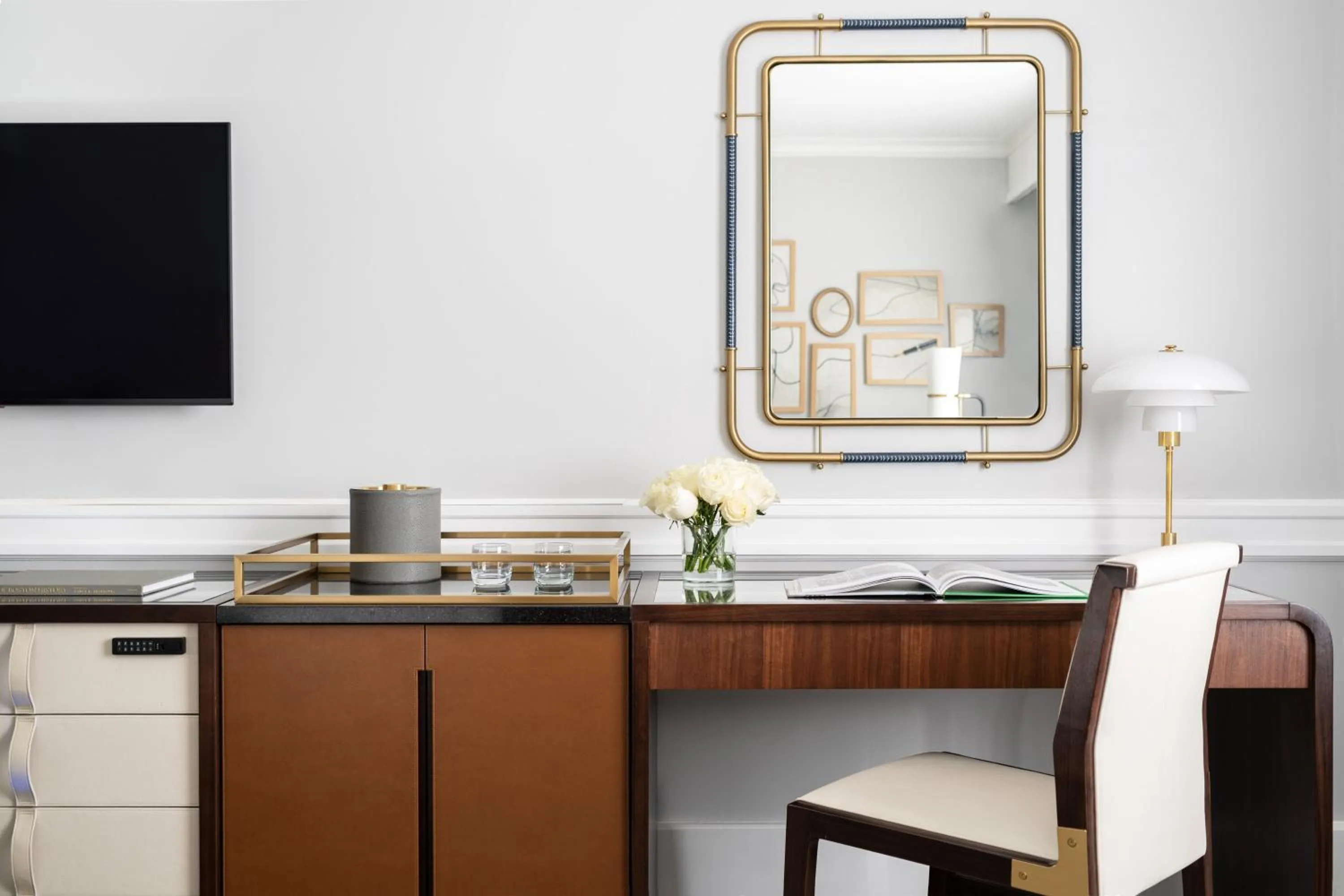 Deluxe King Room in Boston Omni Parker House Hotel