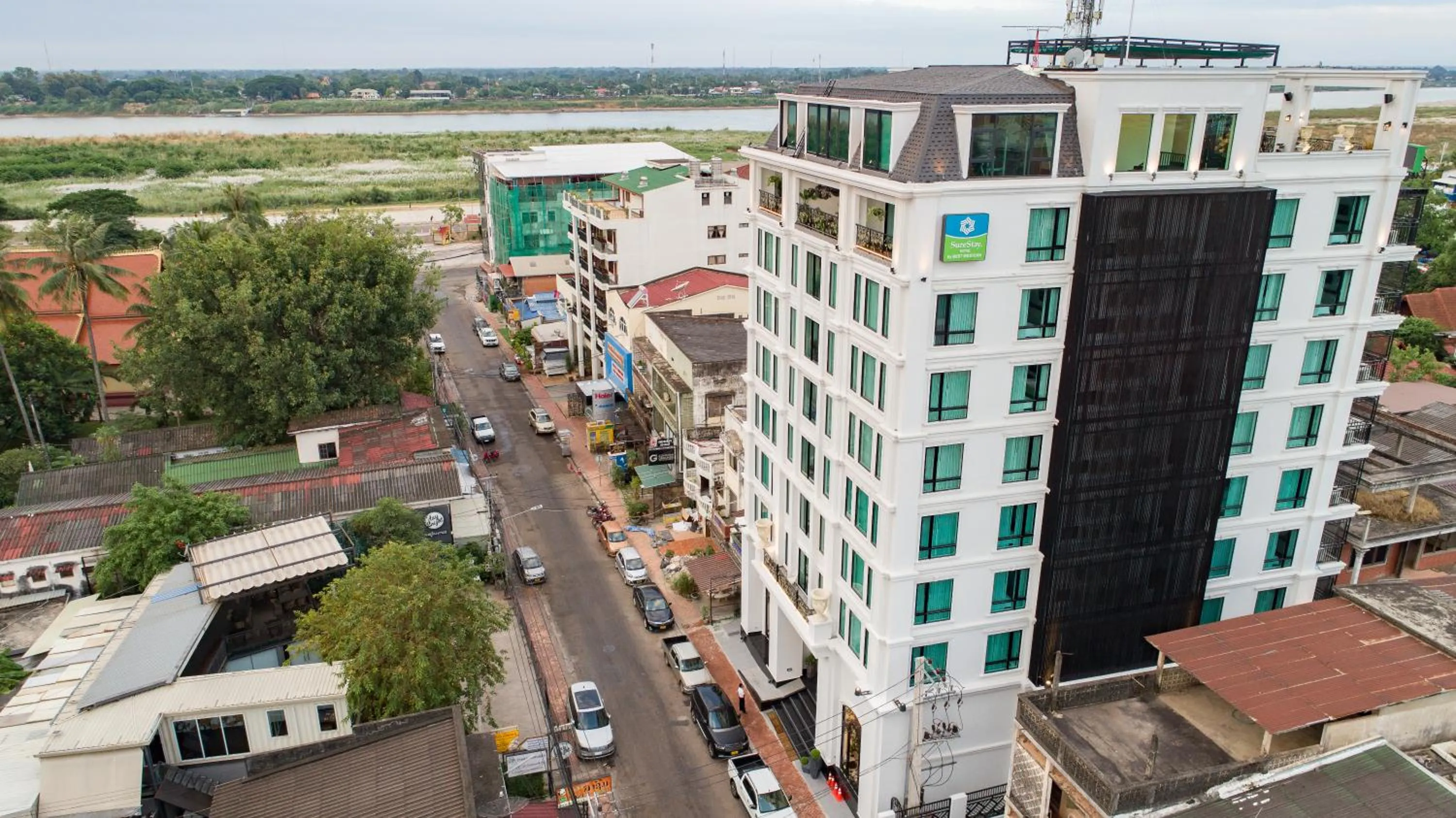 City view in SureStay Hotel by Best Western Vientiane
