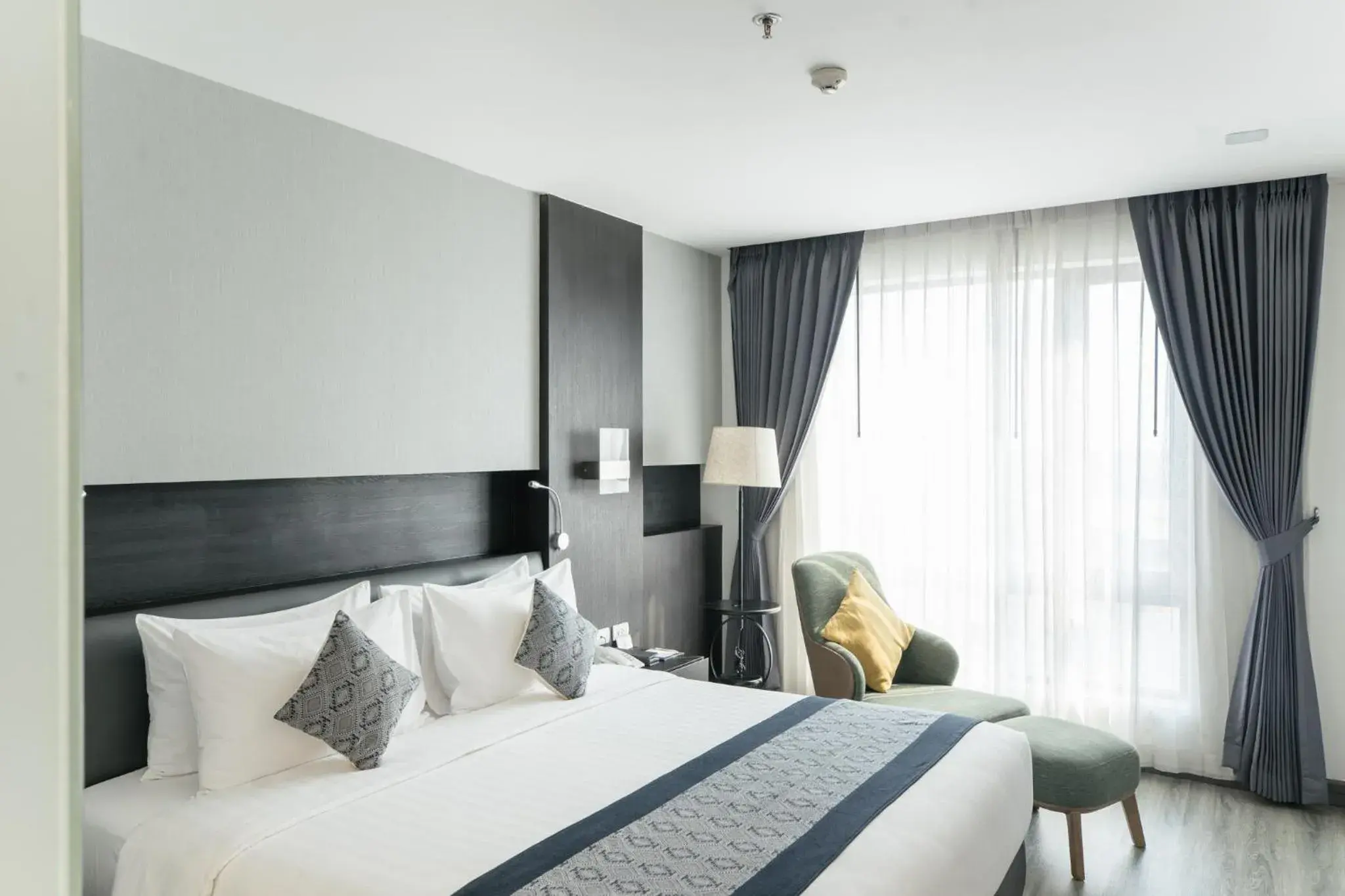 Executive King Room with River View - Non-Smoking in SureStay Hotel by Best Western Vientiane Executive King Room with River View - Non-Smoking in SureStay Hotel by Best Western Vientiane