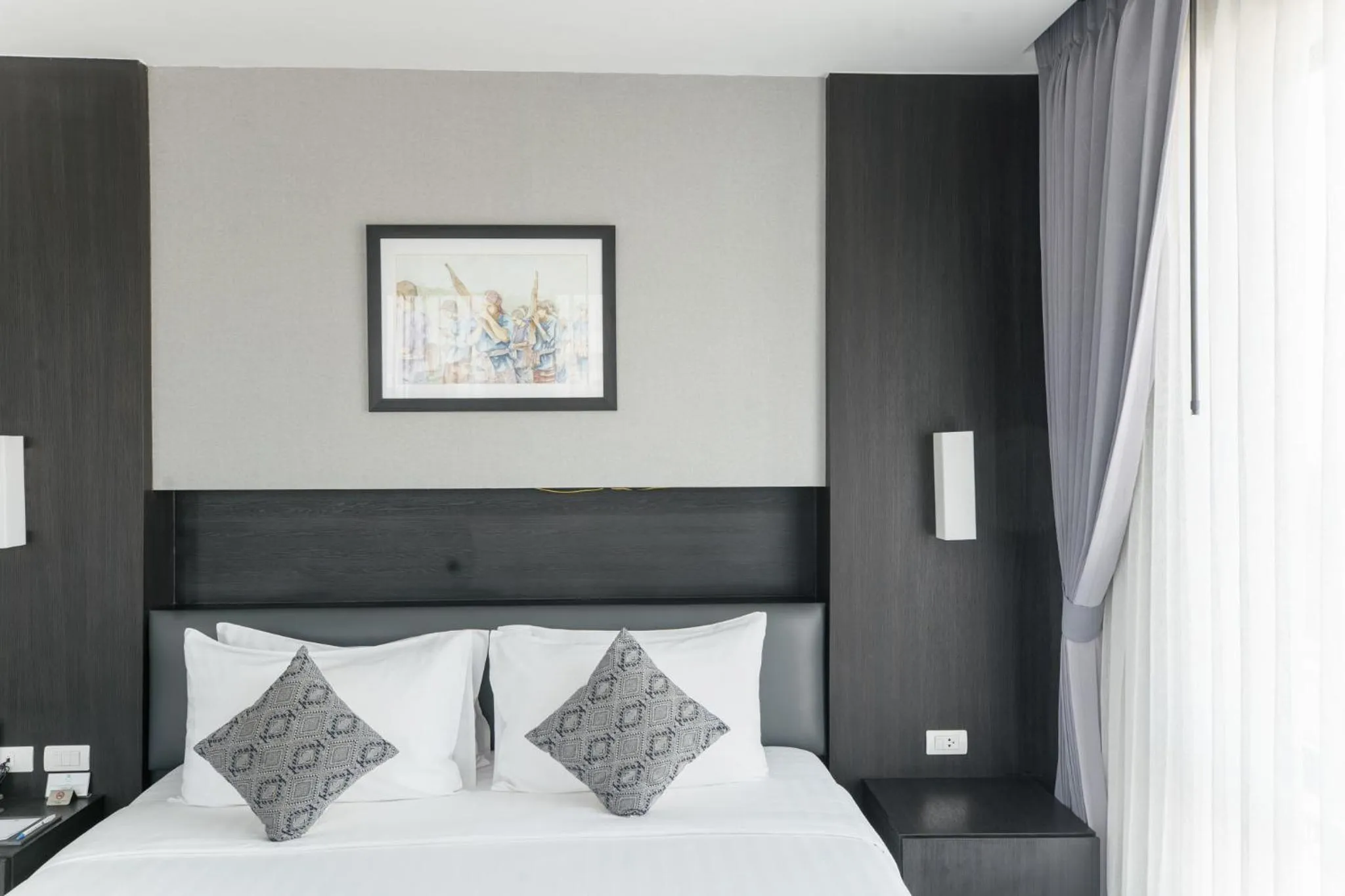 Bedroom, Bed in SureStay Hotel by Best Western Vientiane