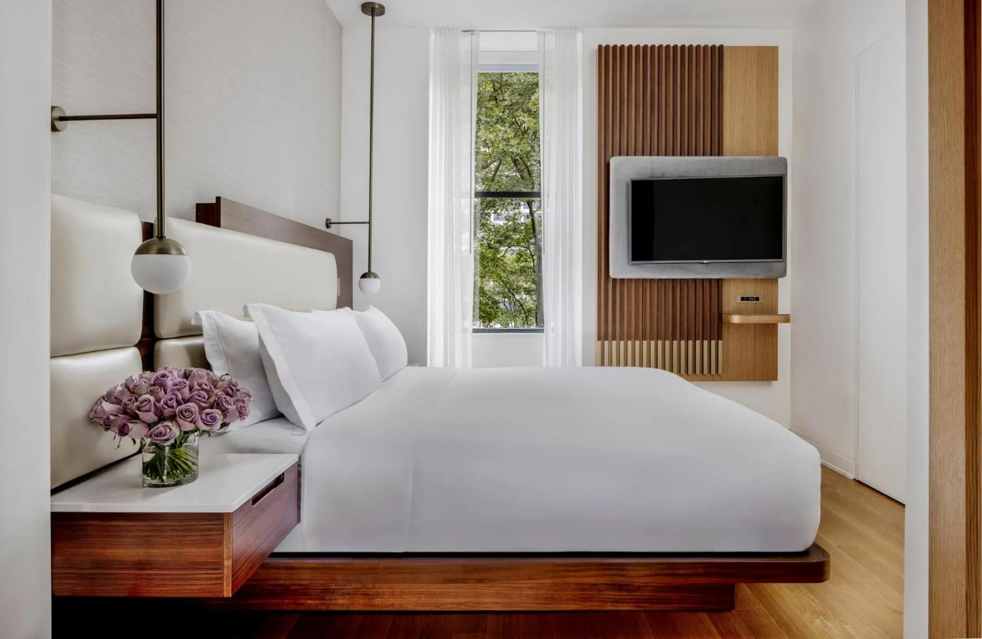 Bed in Bryant Park Hotel