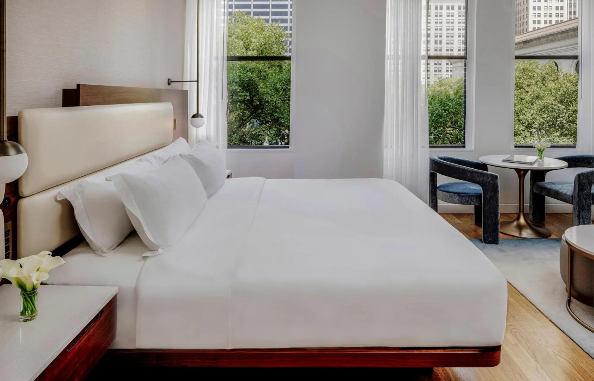 Photo of the whole room, Bed in Bryant Park Hotel