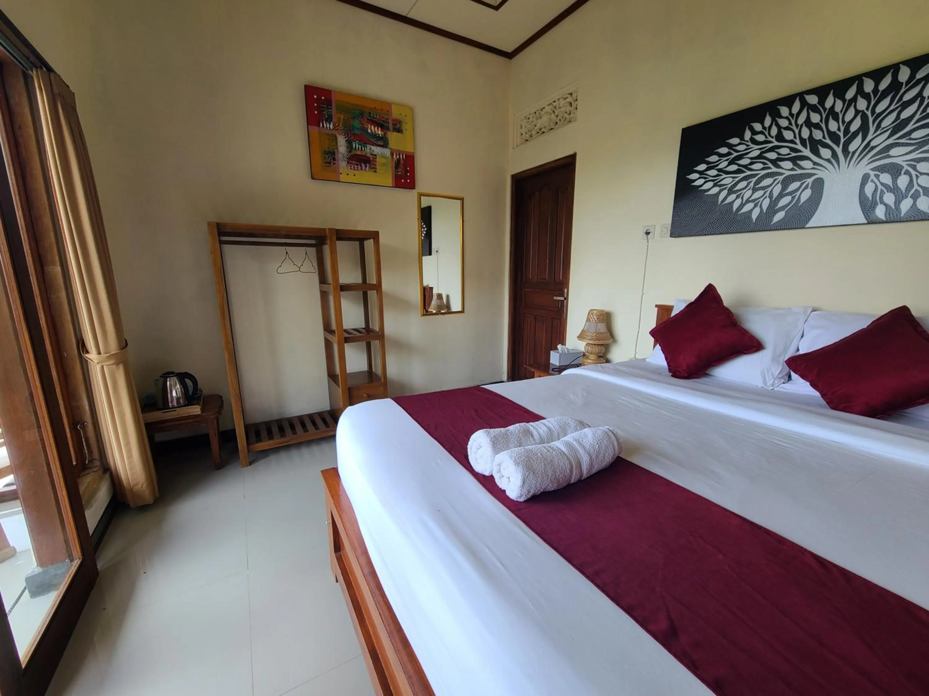 Bed in Batur lake view