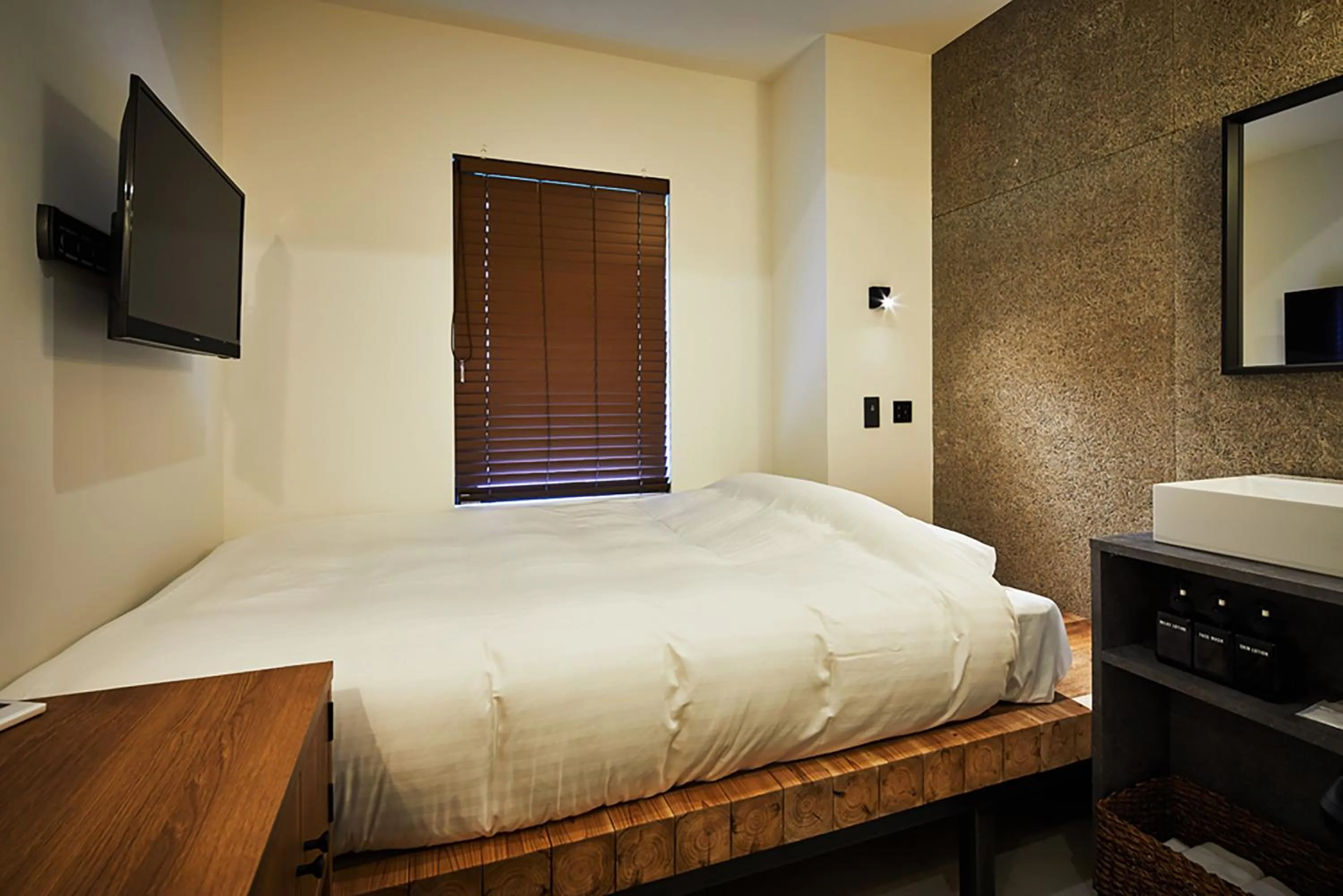 Bedroom, Bed in mizuka Imaizumi 4 - unmanned hotel -