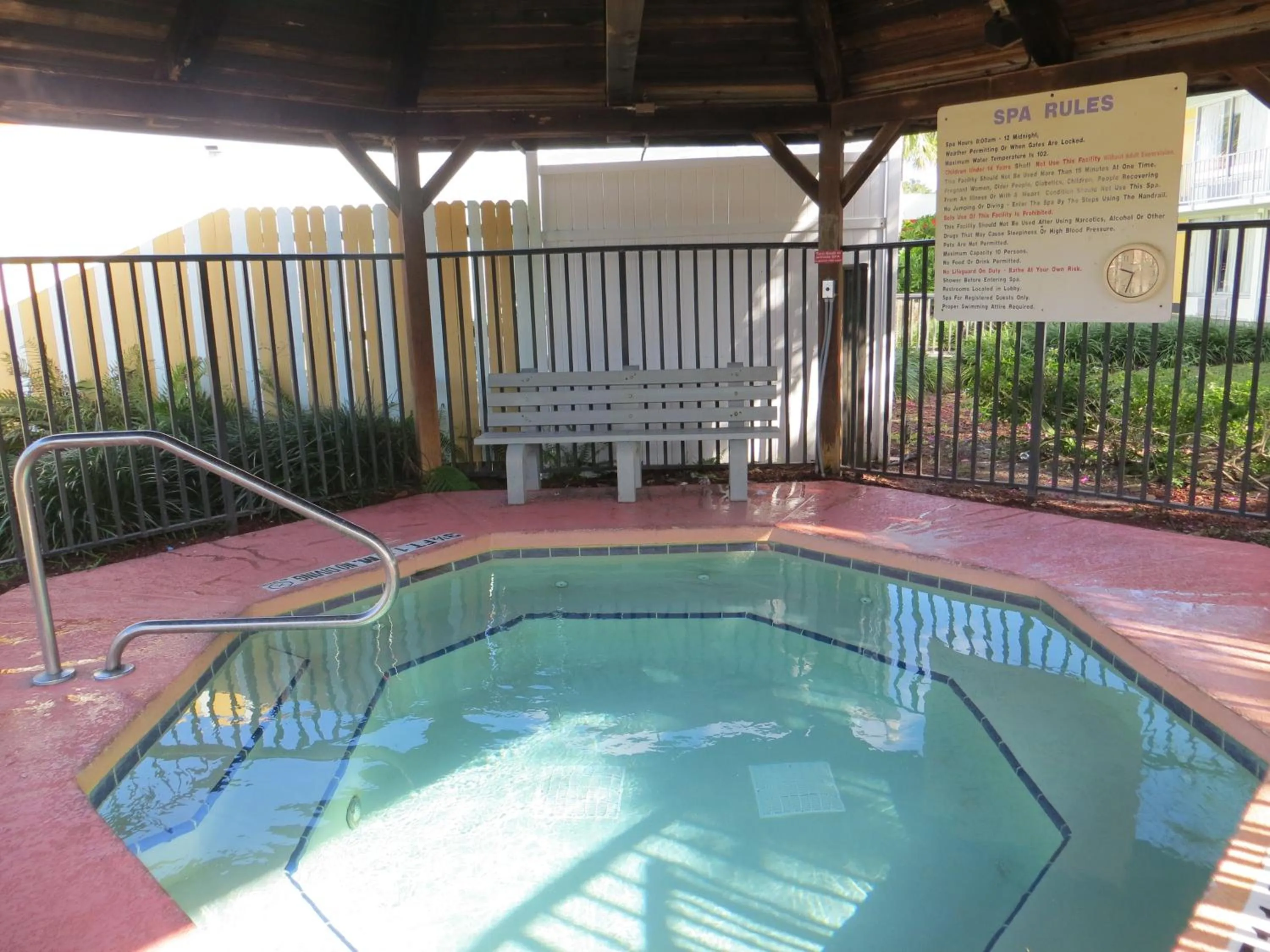 Day in Seralago Hotel & Suites Main Gate East