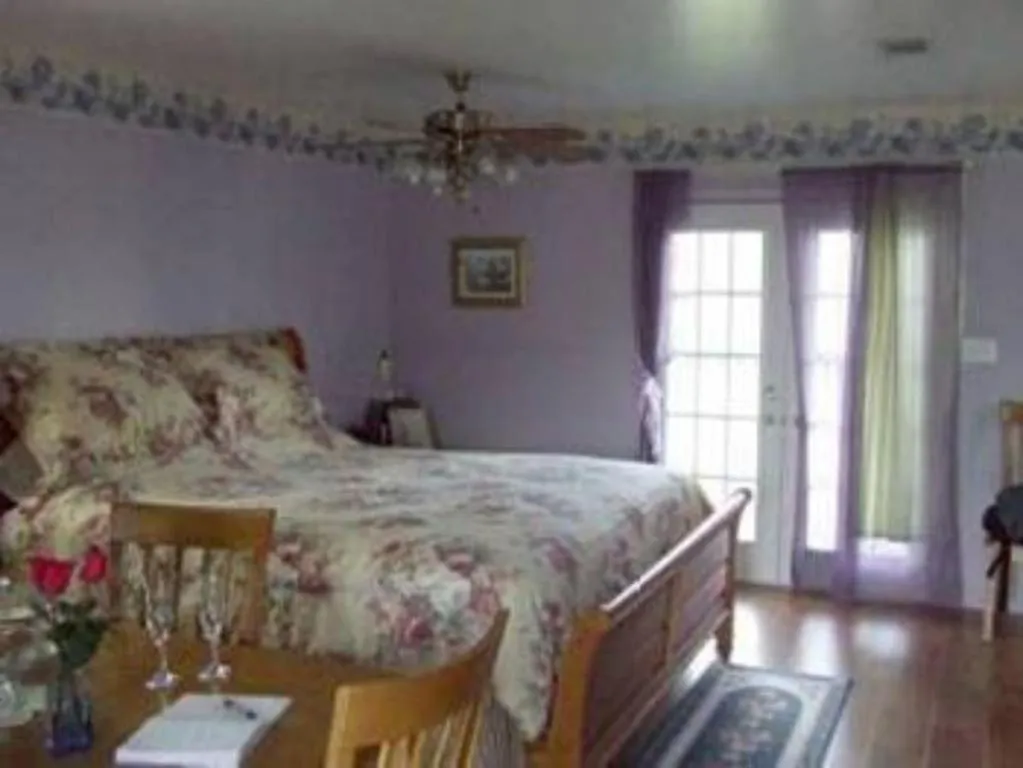 Other, Bed in Susan's Cottages