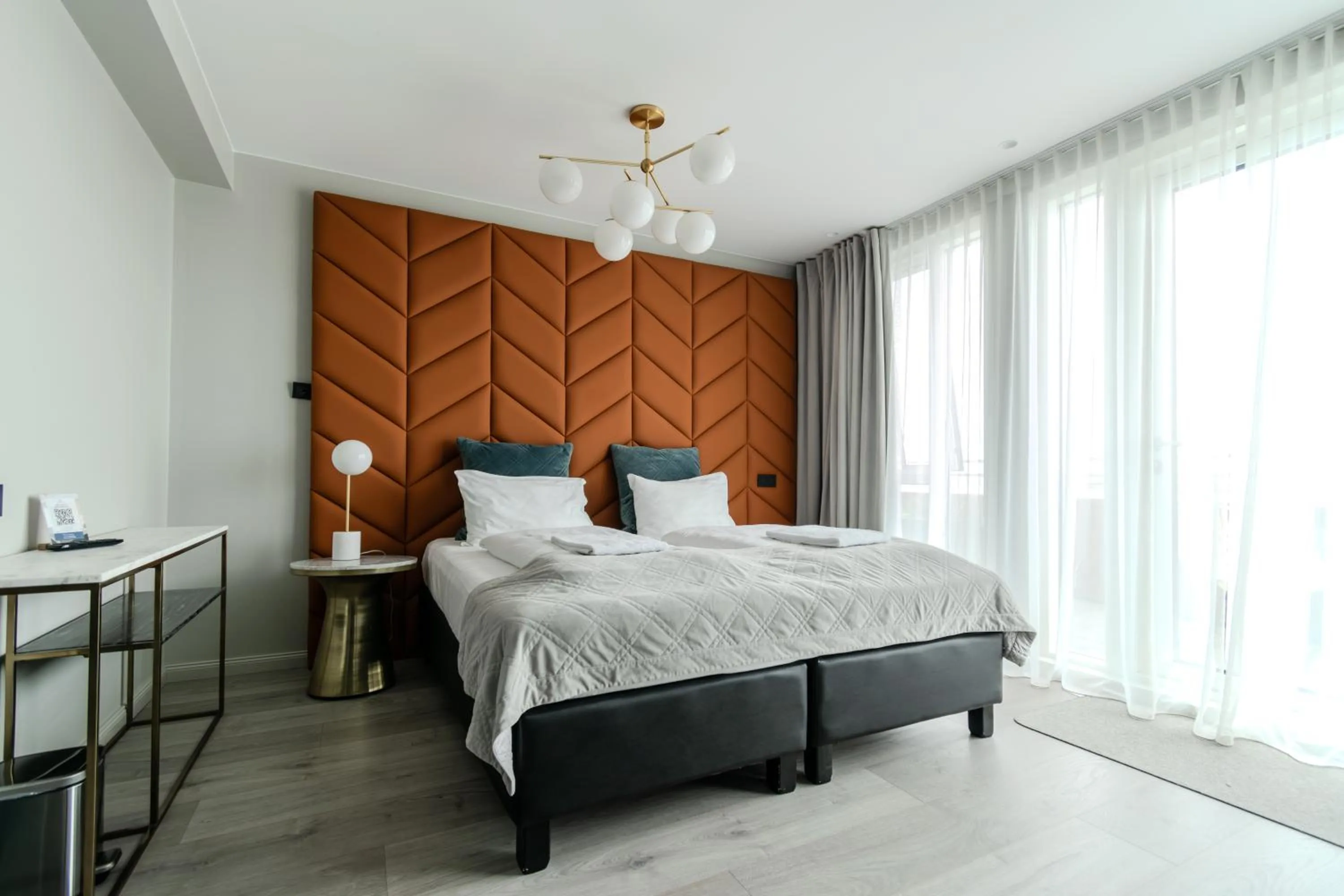 Bed in Midtown Hotel