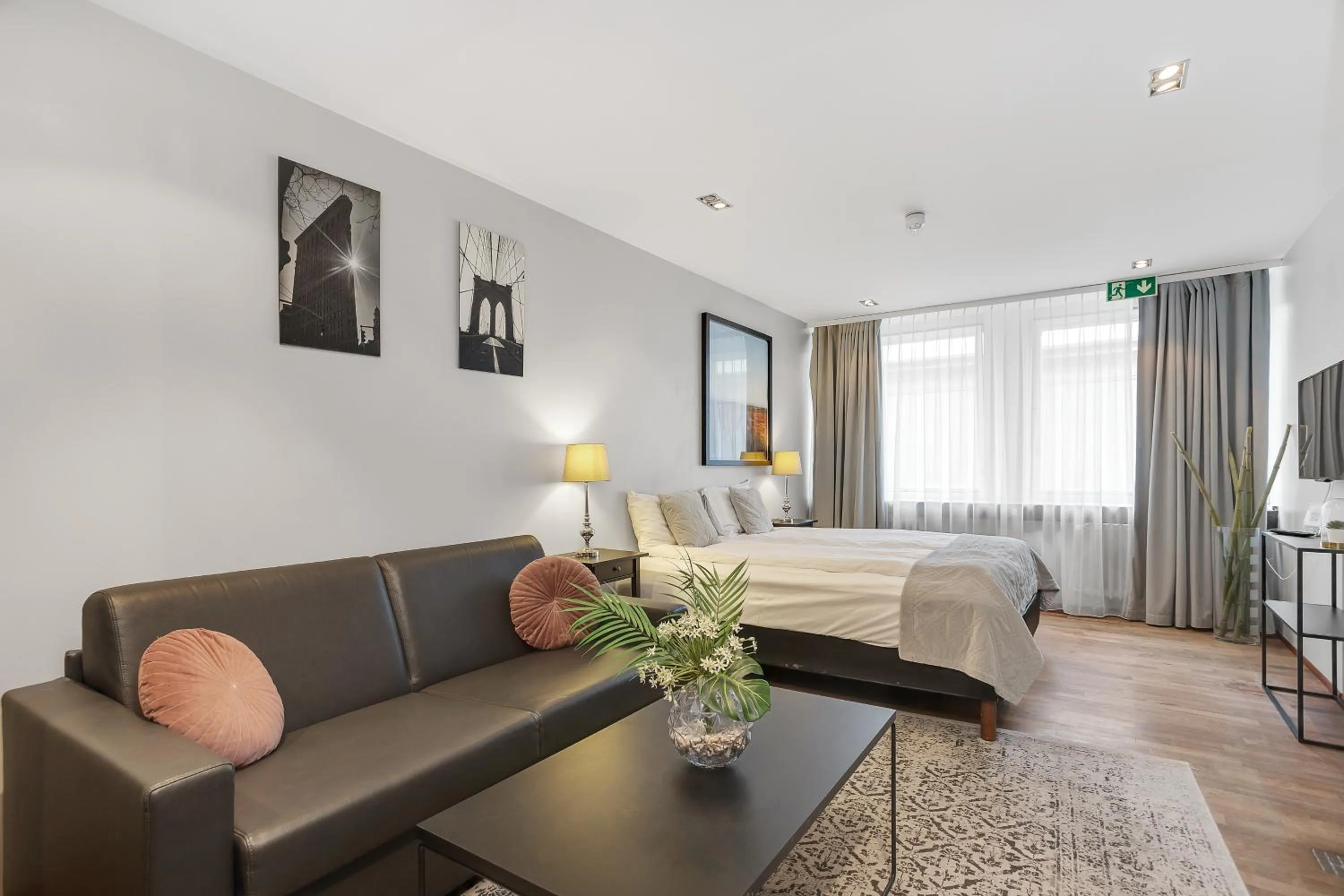 Bed in Midtown Hotel