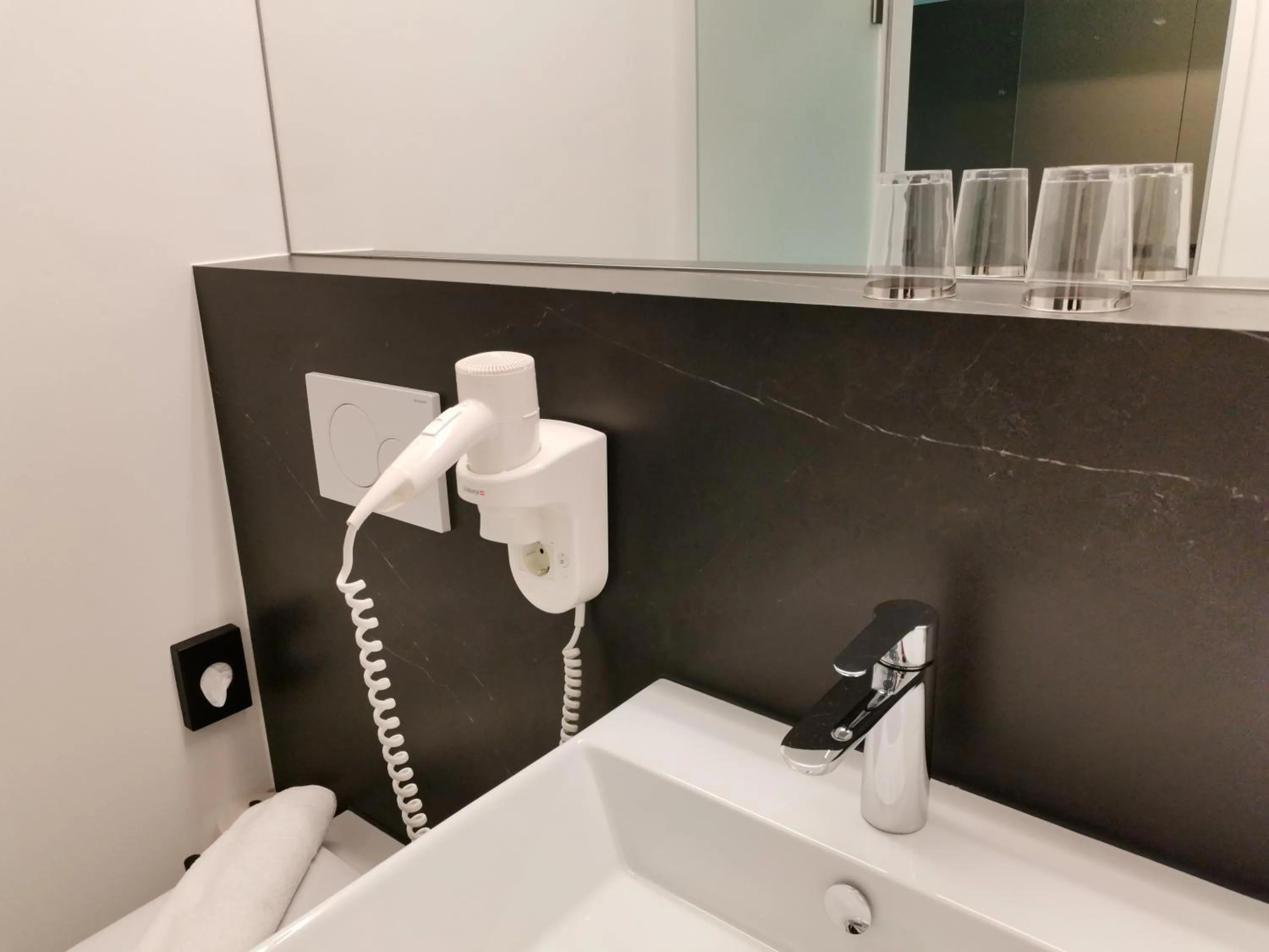 Bathroom in Saminapark Aparthotel